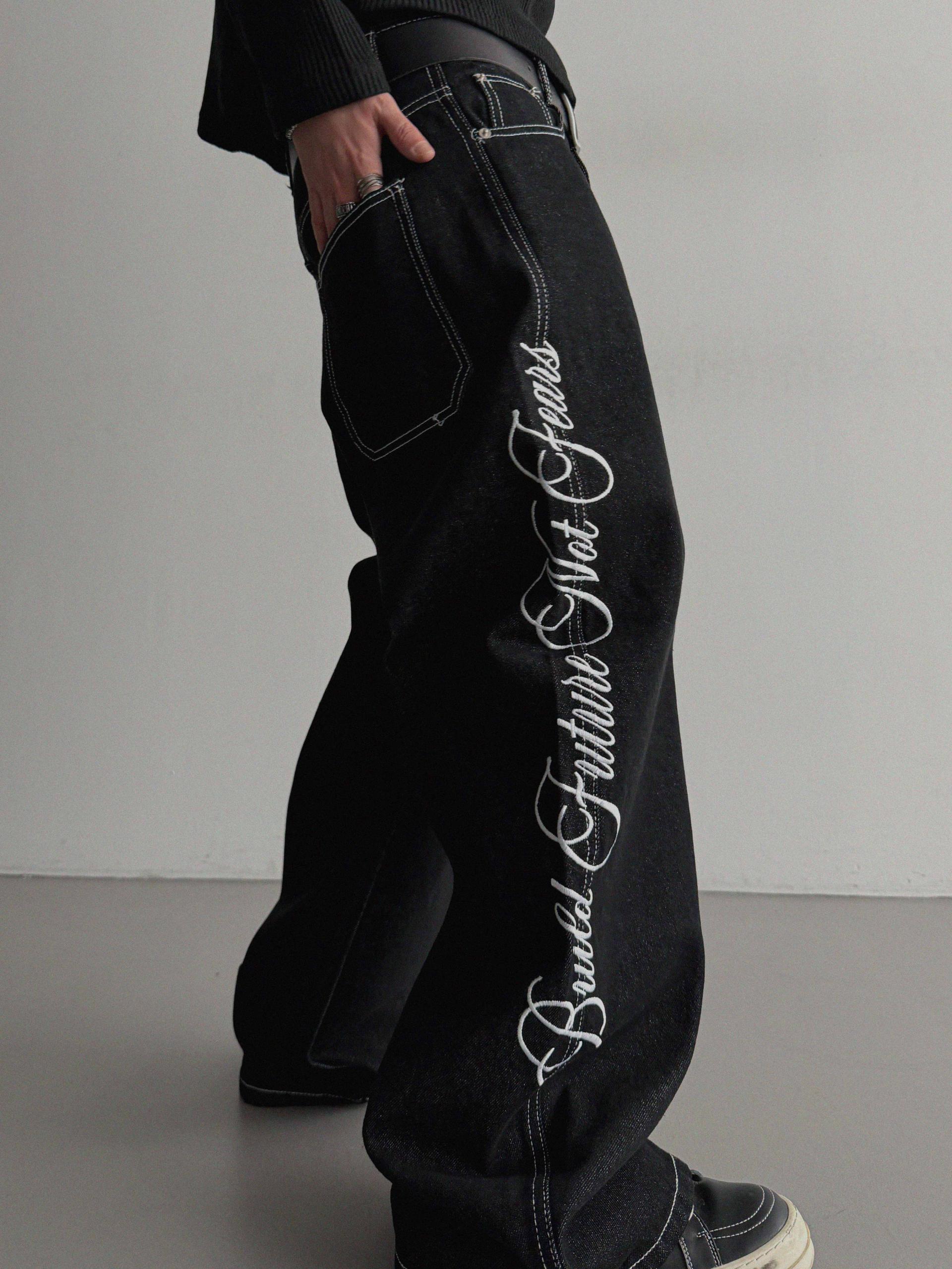 Horse non-fade embroidered denim pants