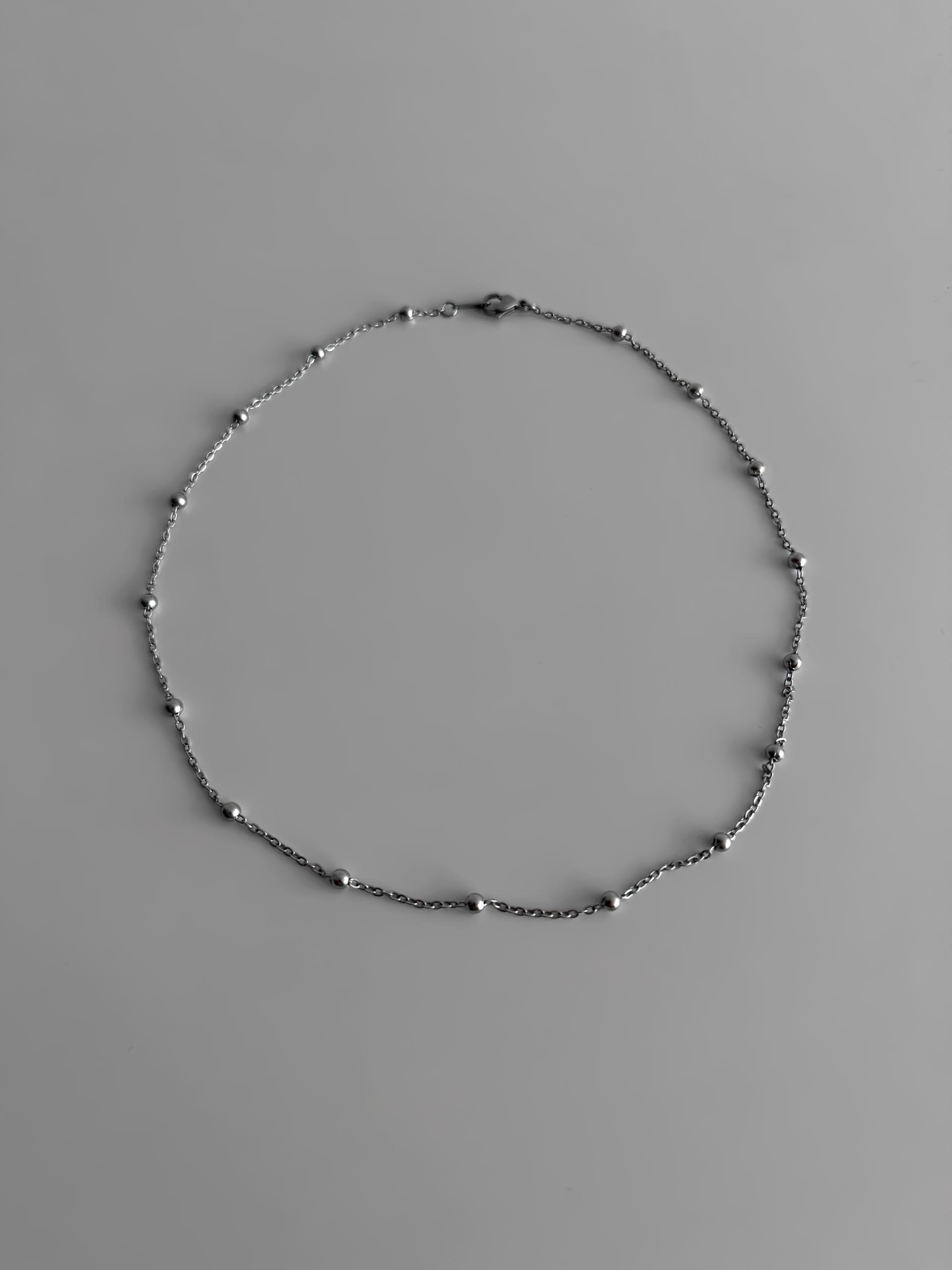 Spear chain necklace