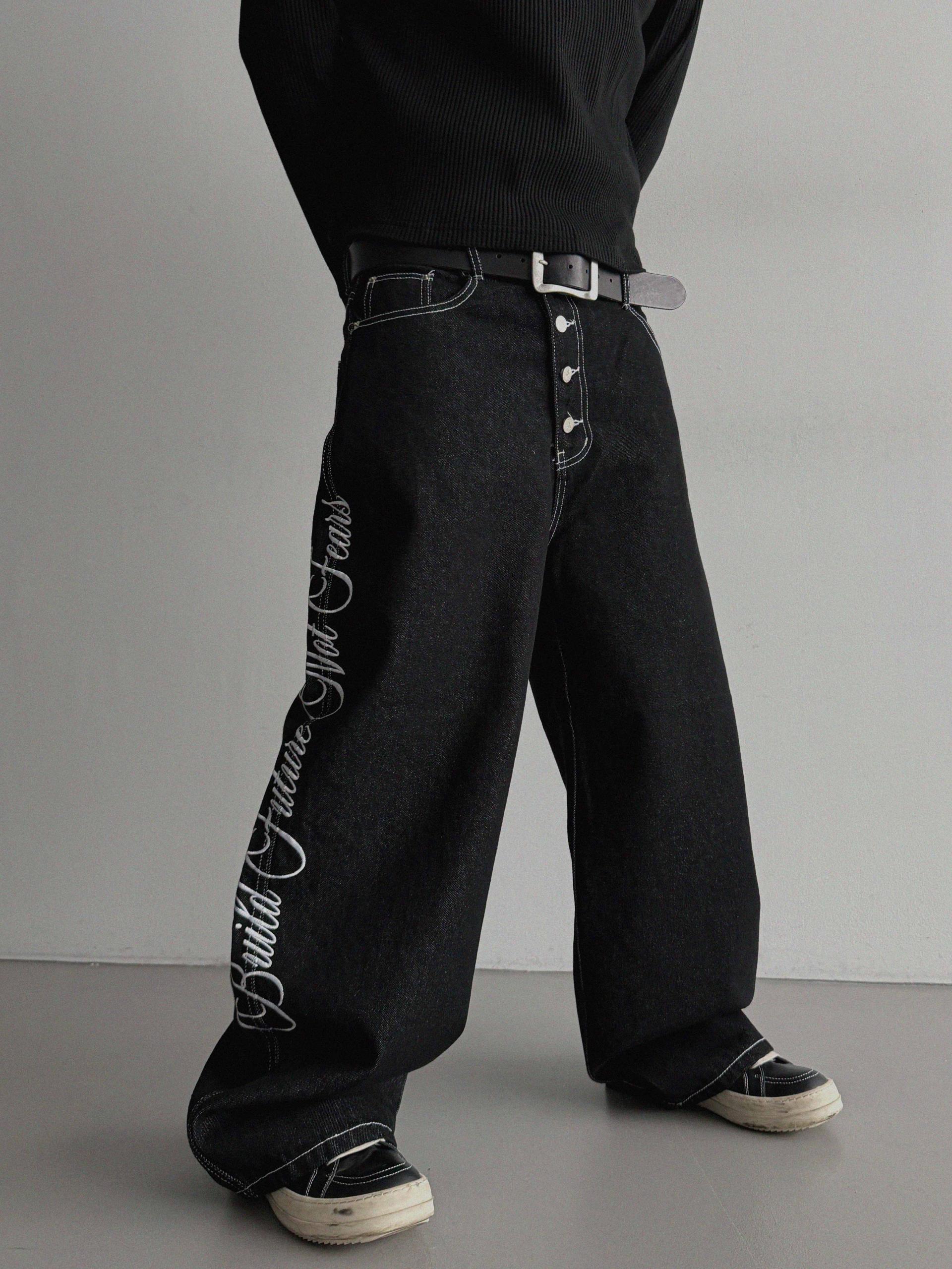 Horse non-fade embroidered denim pants