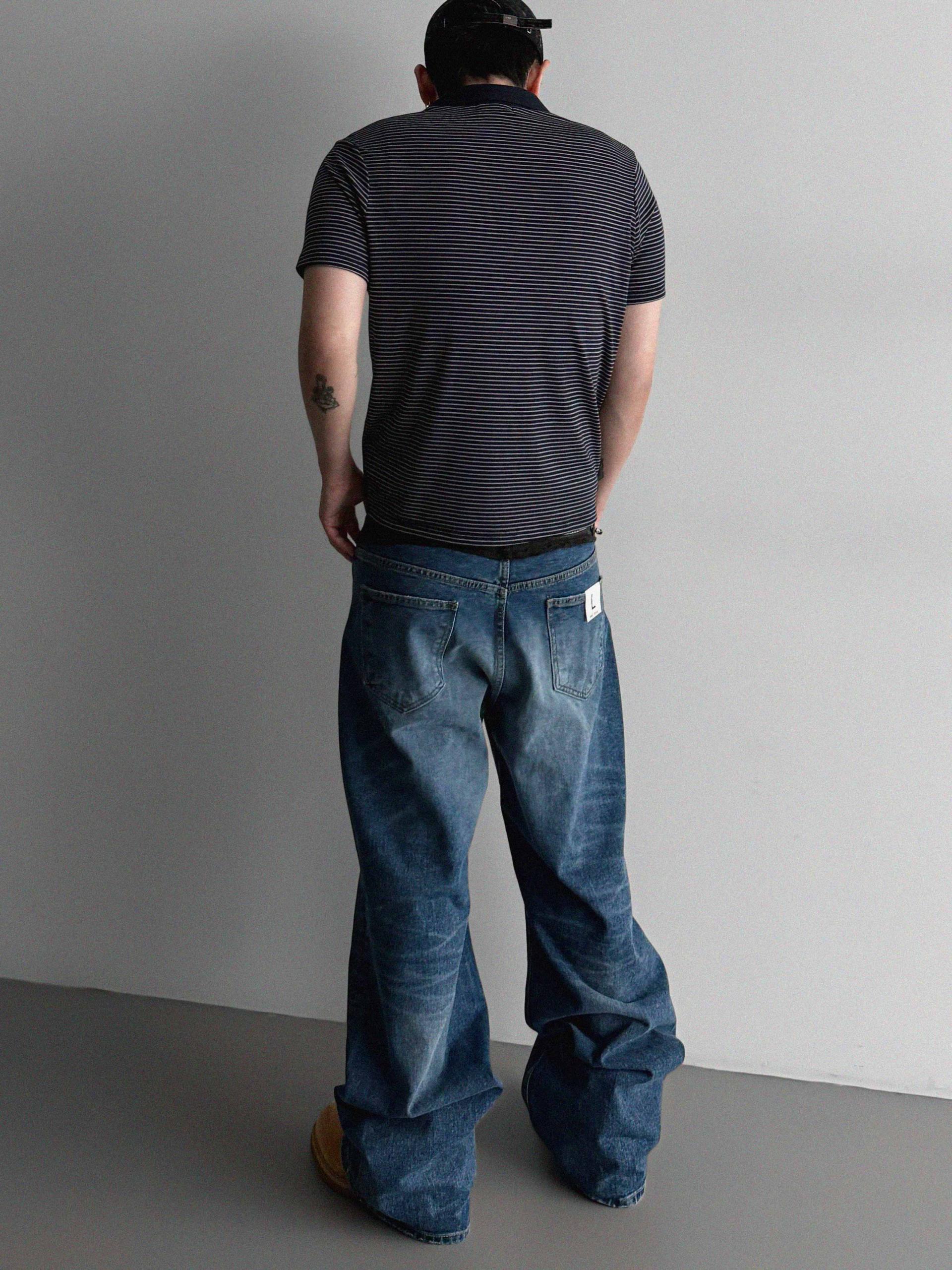 Cult collar half t