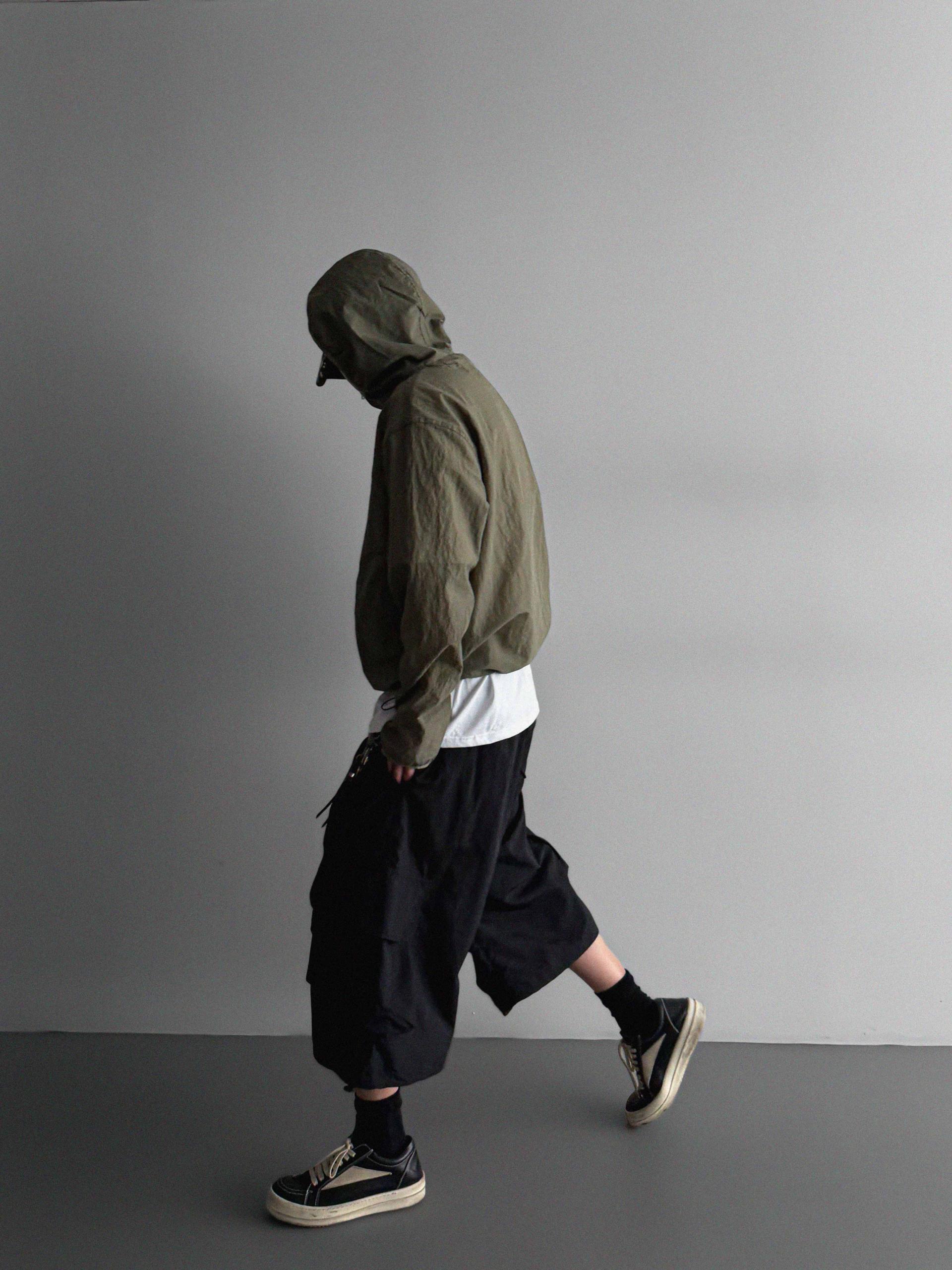 Summer diagonal zipper hood jacket
