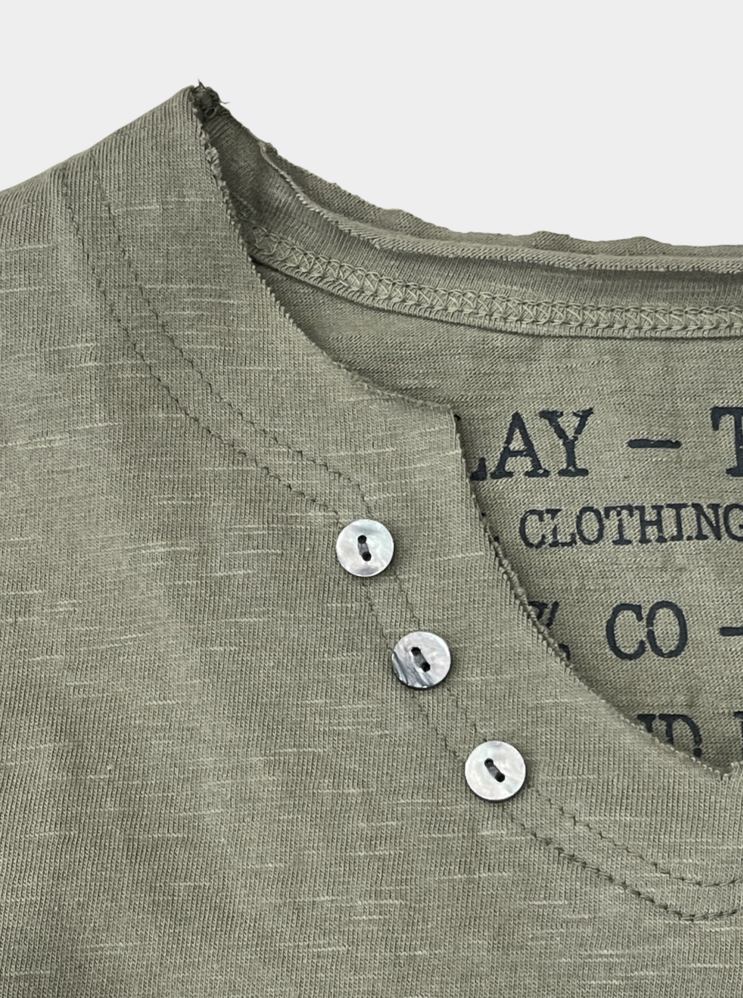 Smith cutoff v-neck half t