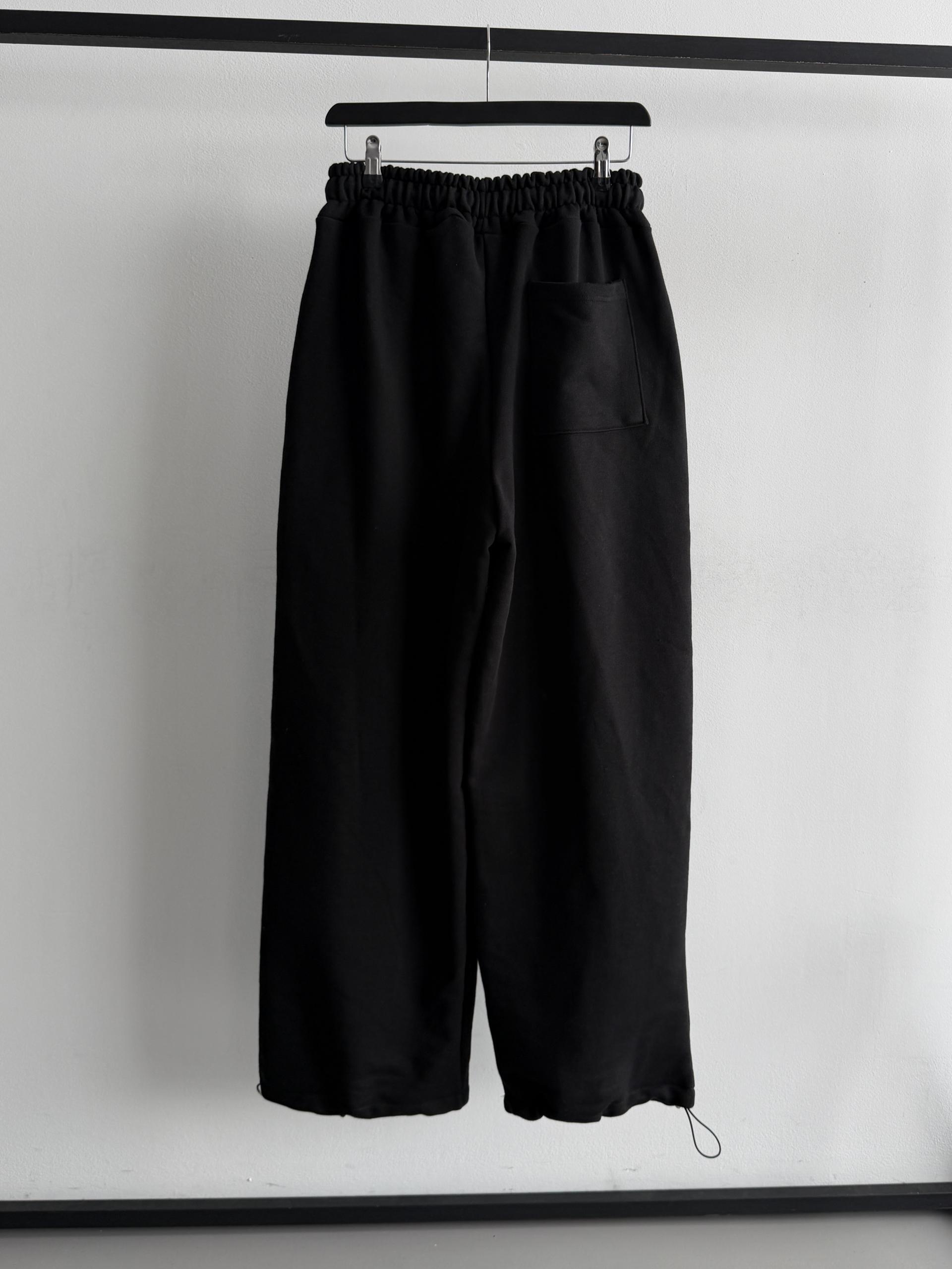 Cor embroidered sweatpants