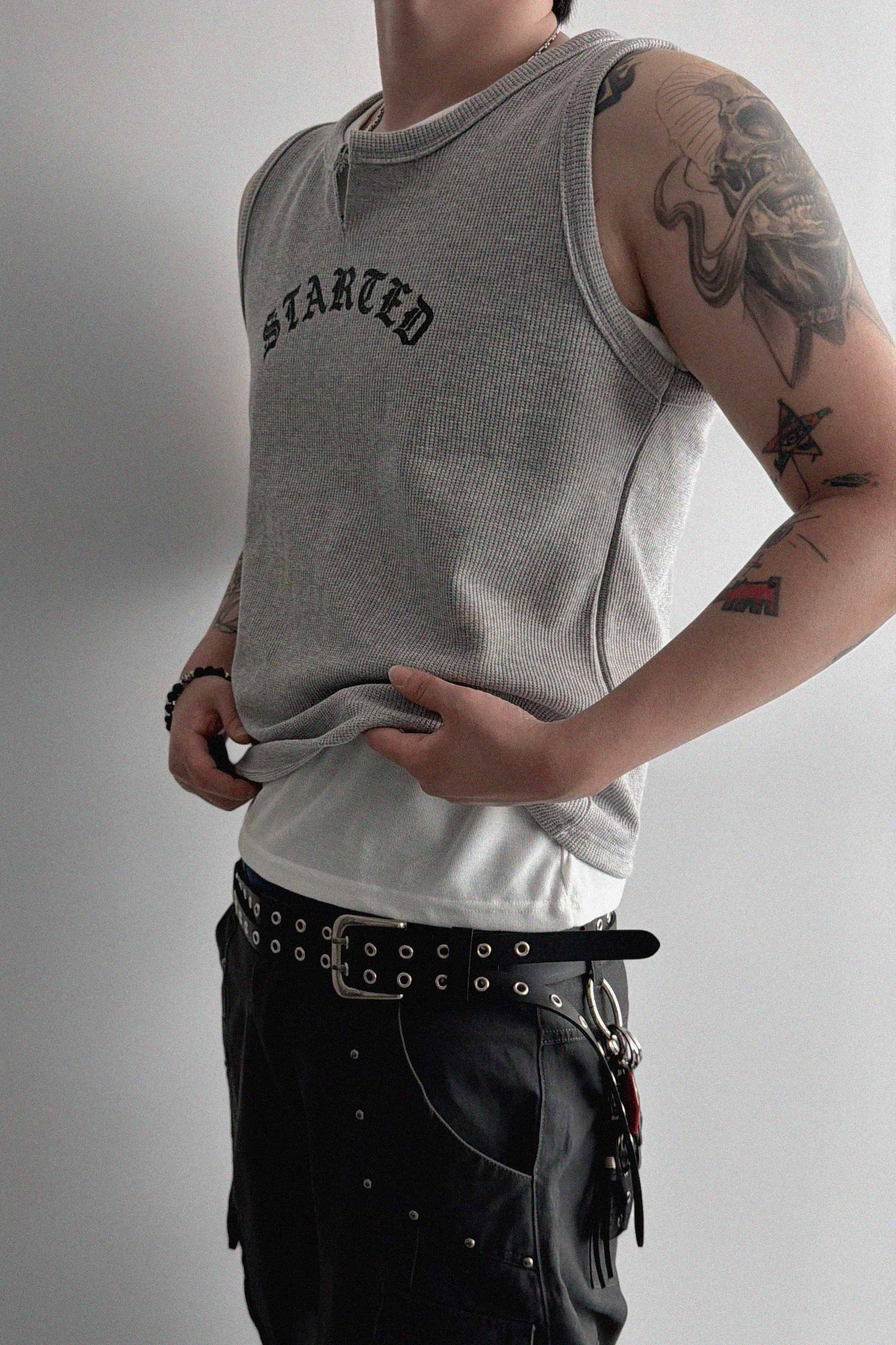 Lettering layer waffle crop sleeveless