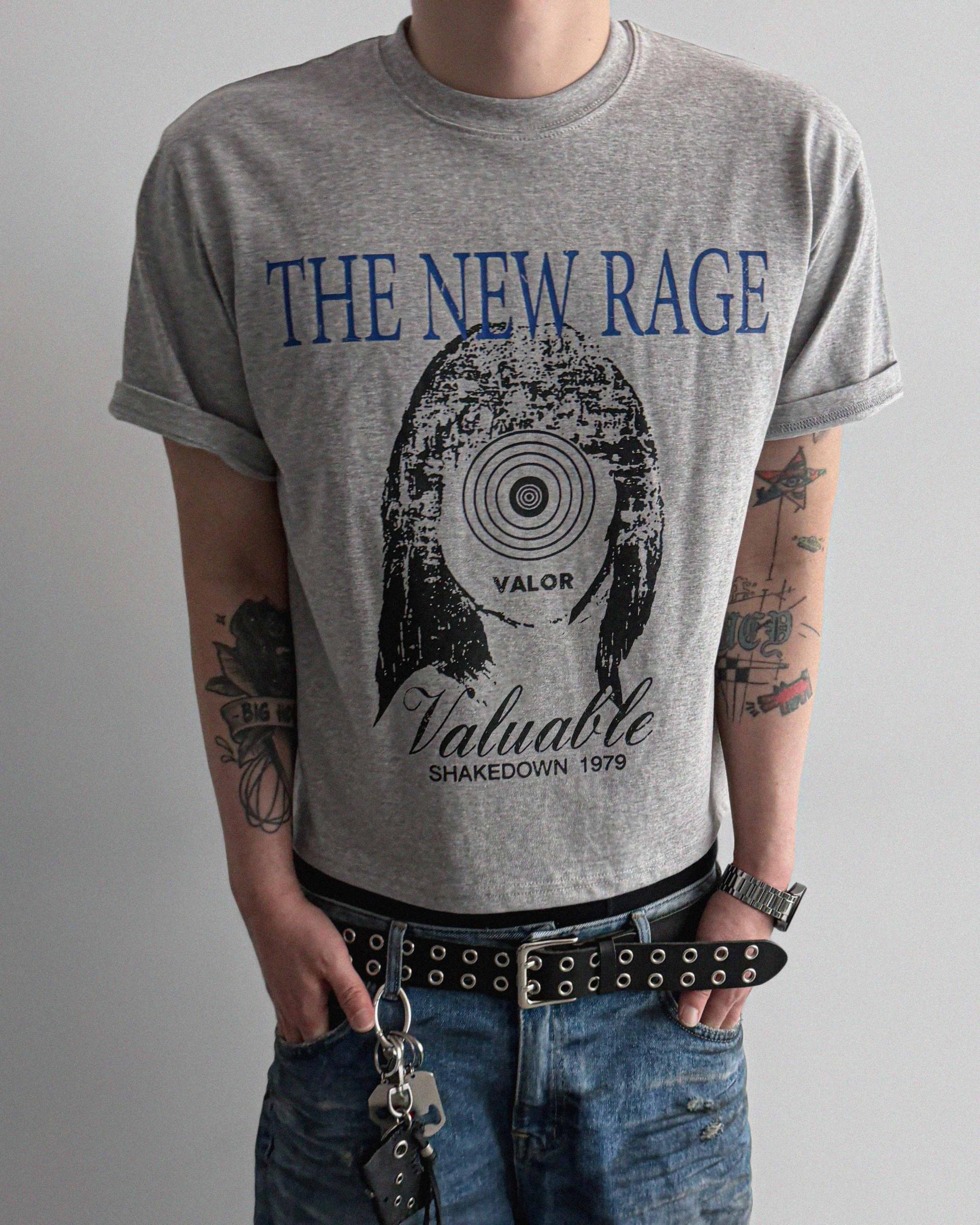 New rage crop half t