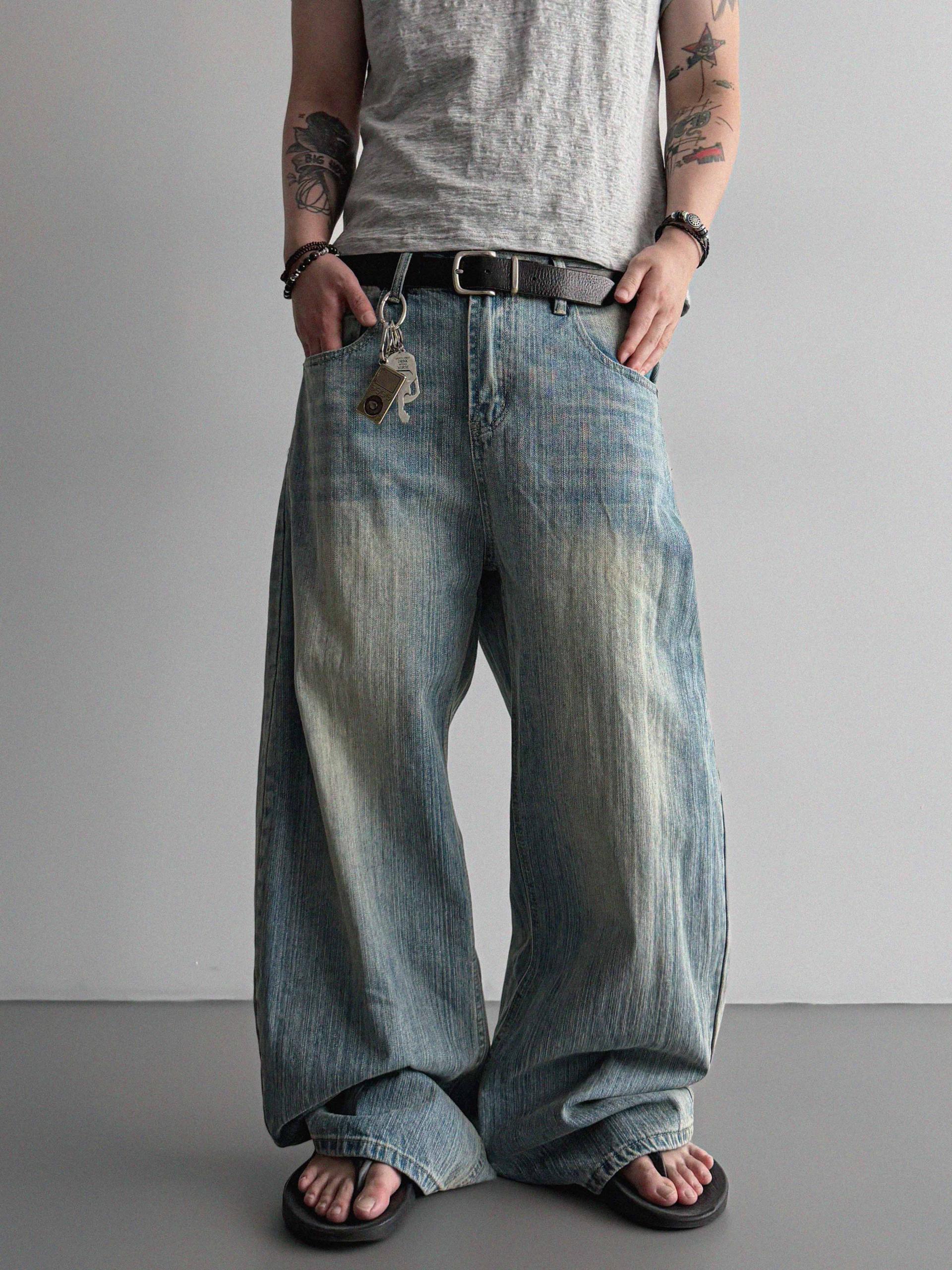 Striped washed curved denim pants