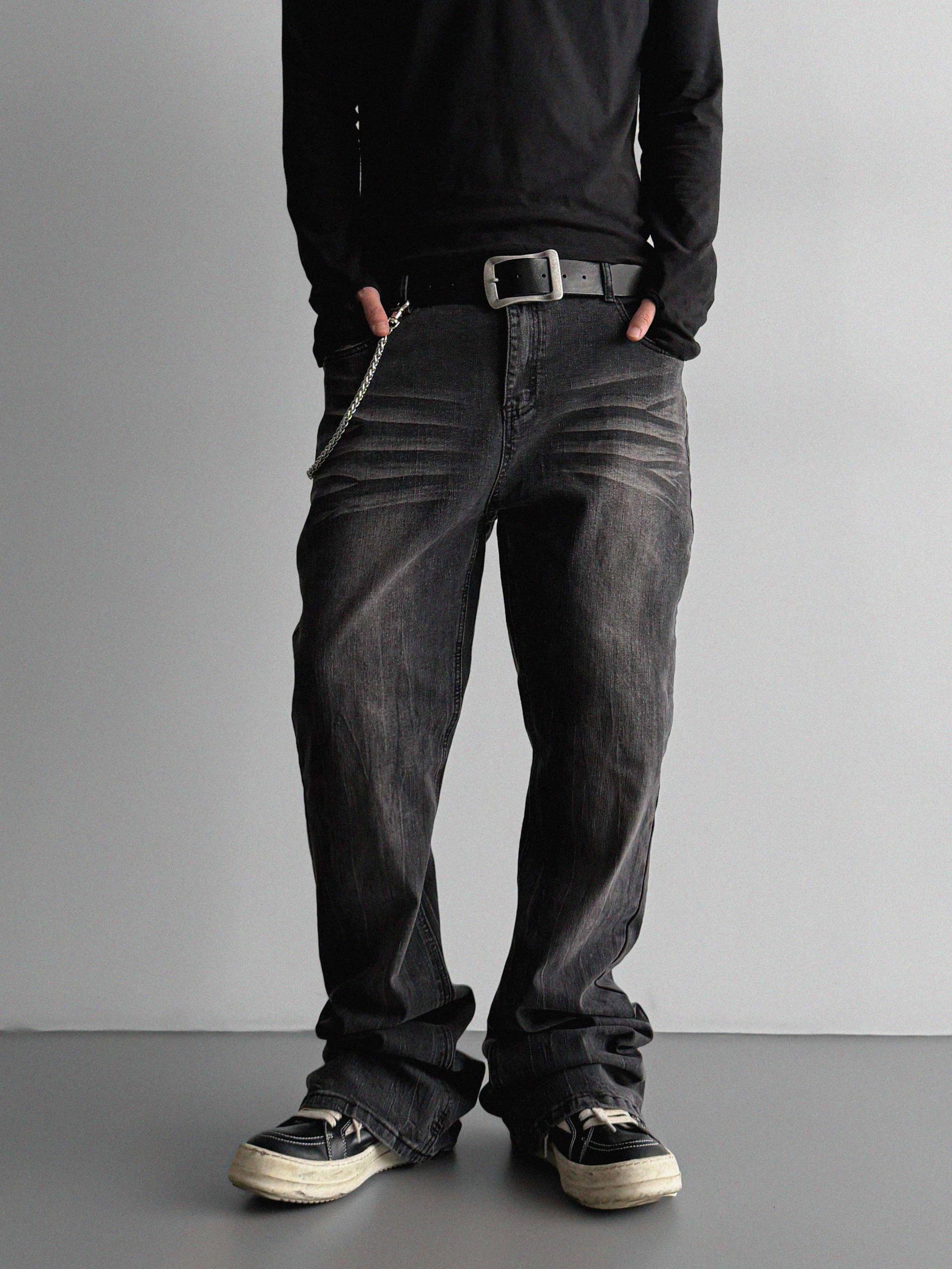 Slack sagging flare black jean