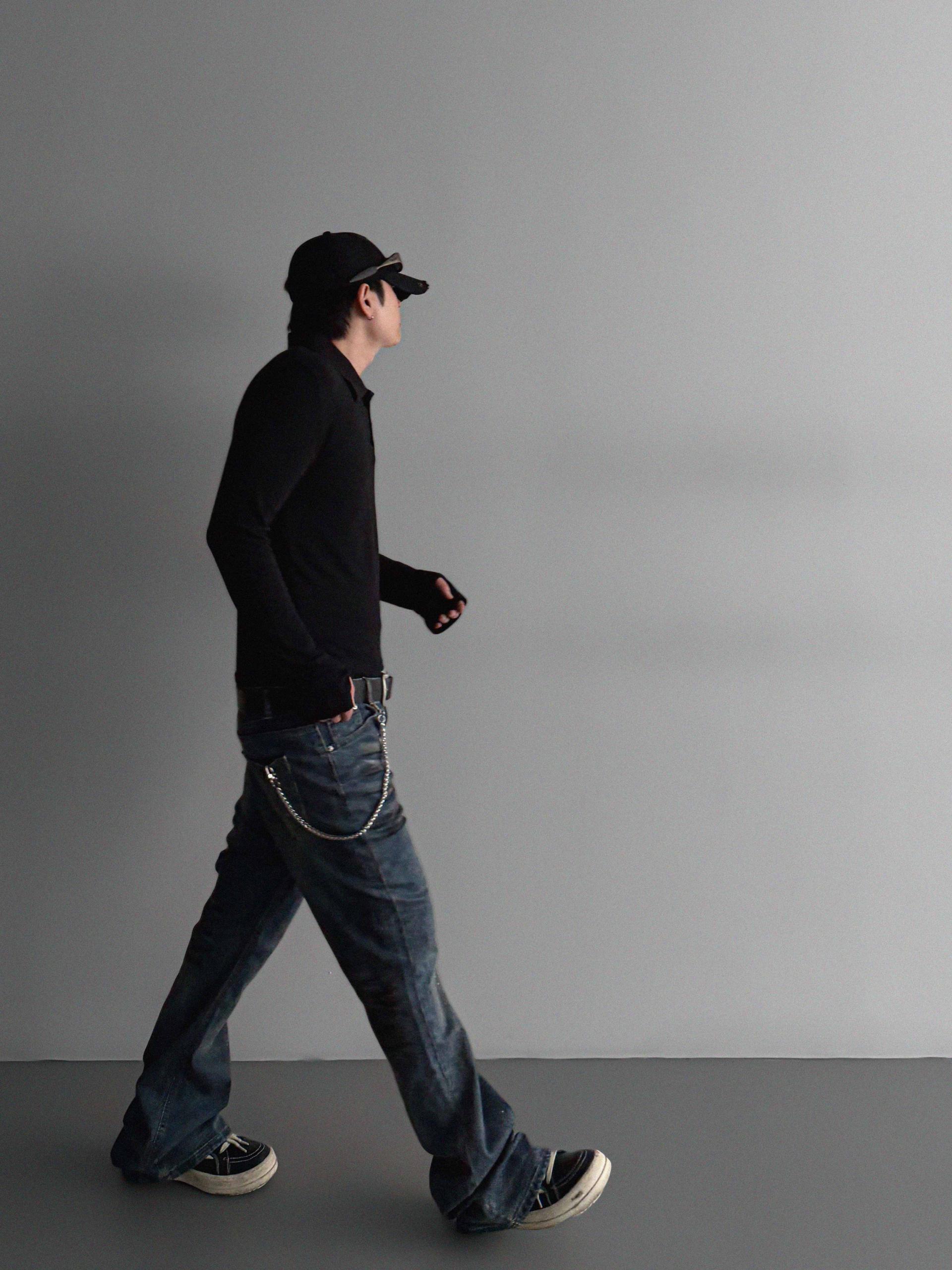 Dirty washed sagging flare jeans