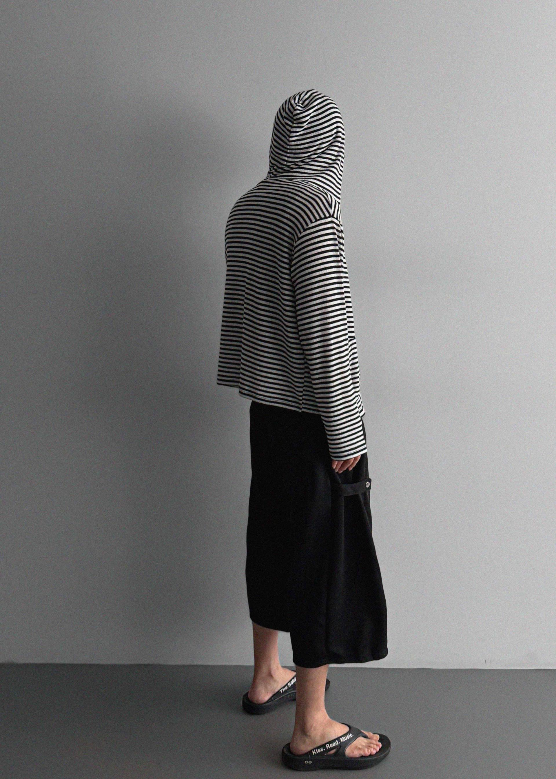 Side snap bermuda sweat pants