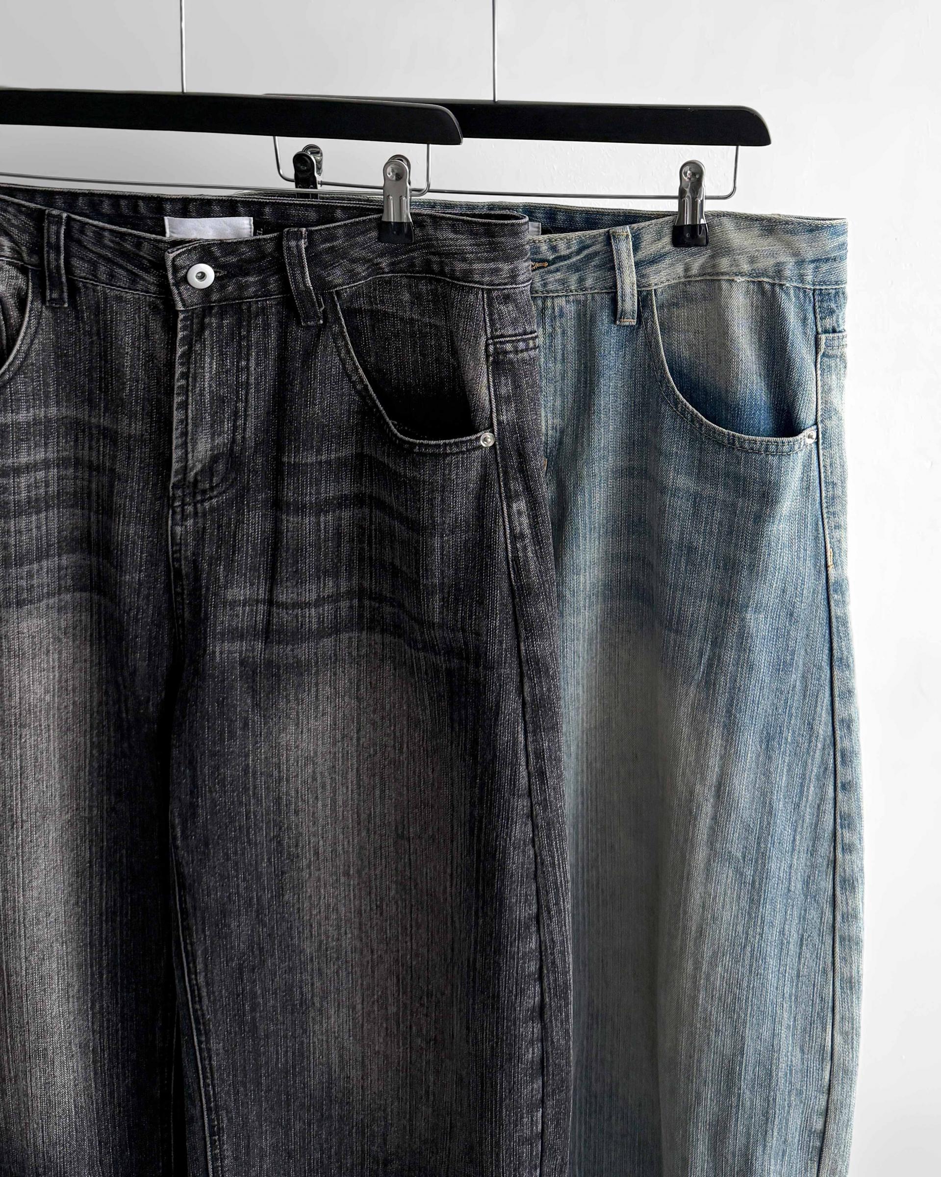 Striped washed curved denim pants