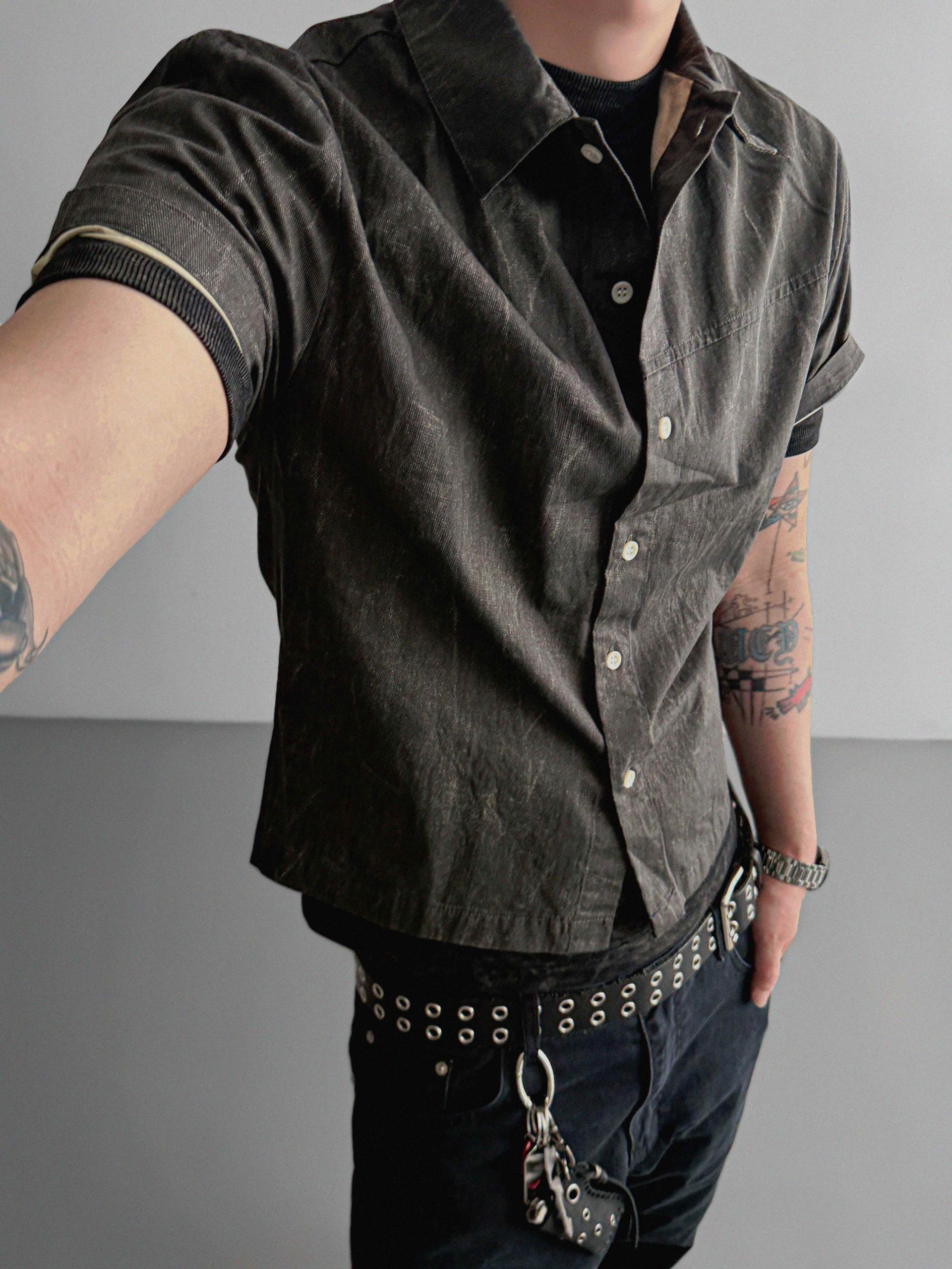 Vintage crop half shirt
