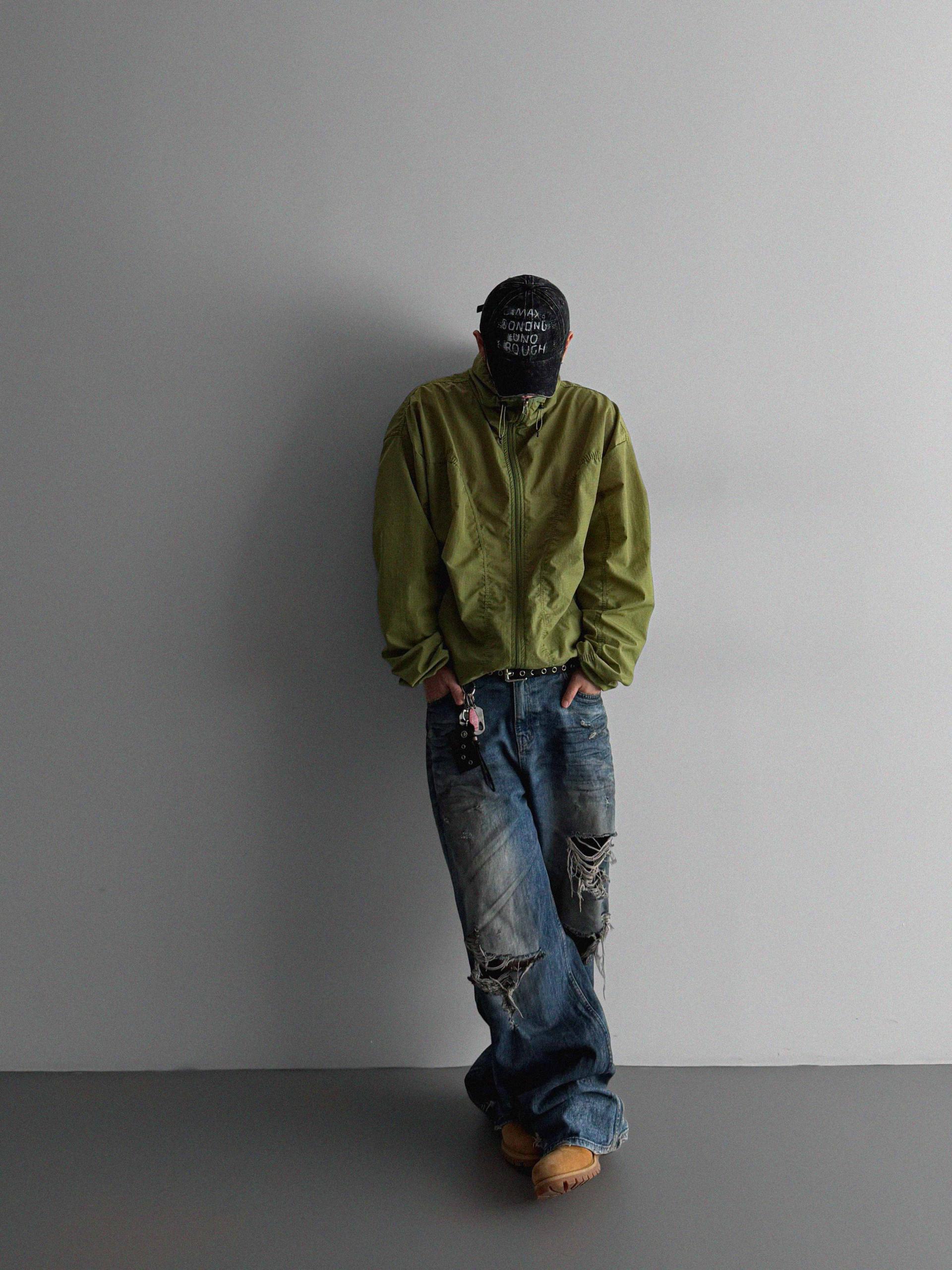 Core shirring waterproof hooded jacket