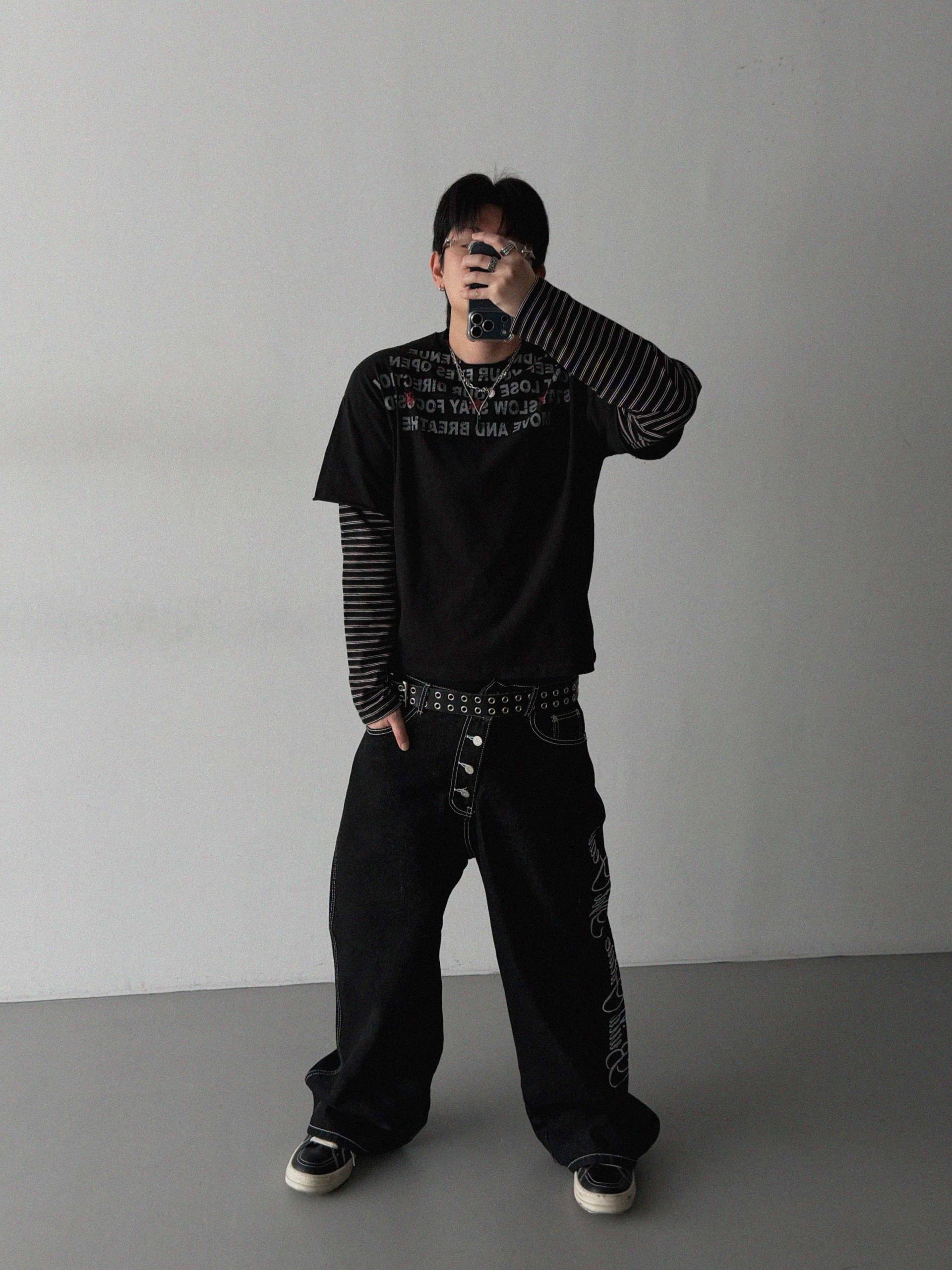 Horse non-fade embroidered denim pants