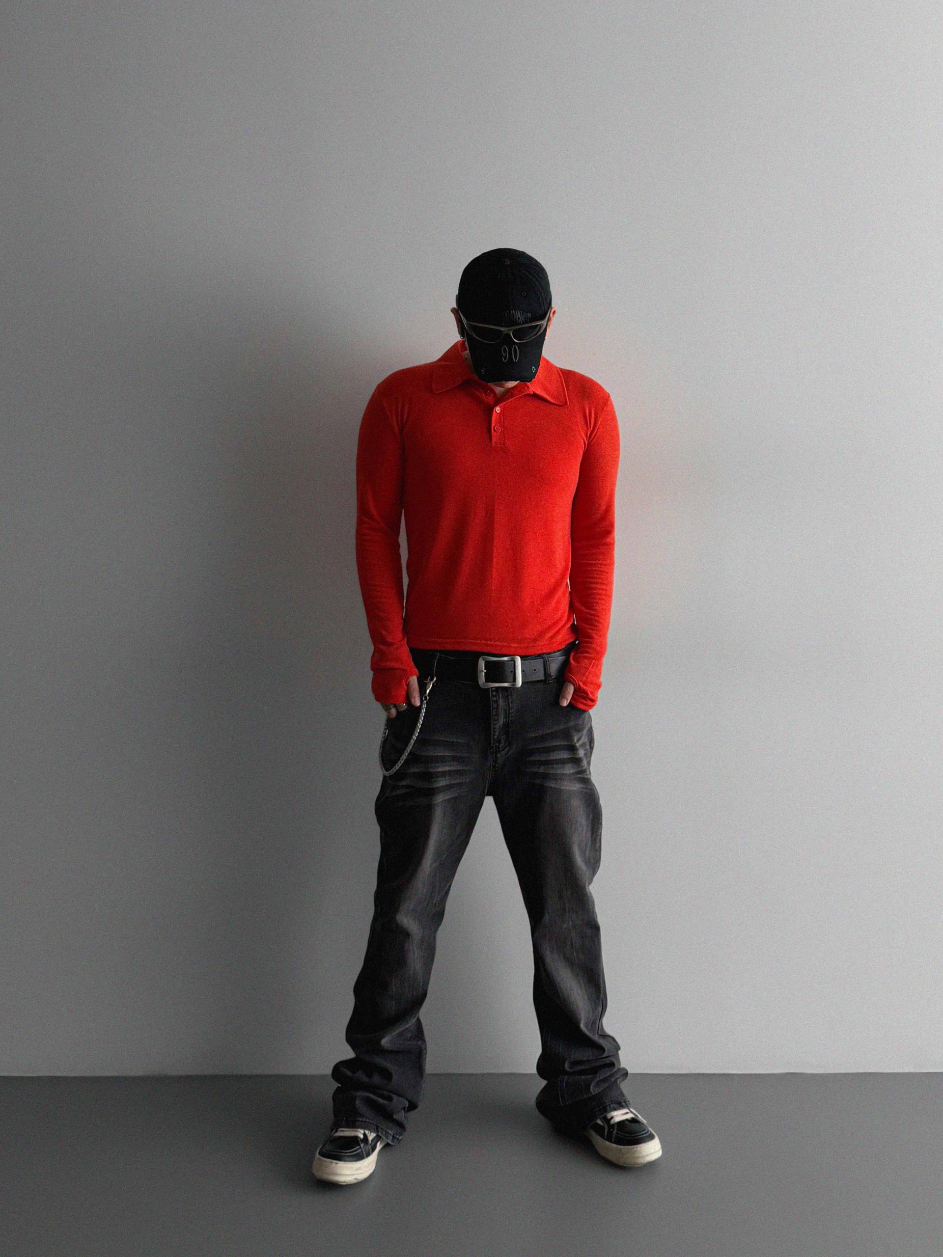 Slack sagging flare black jean