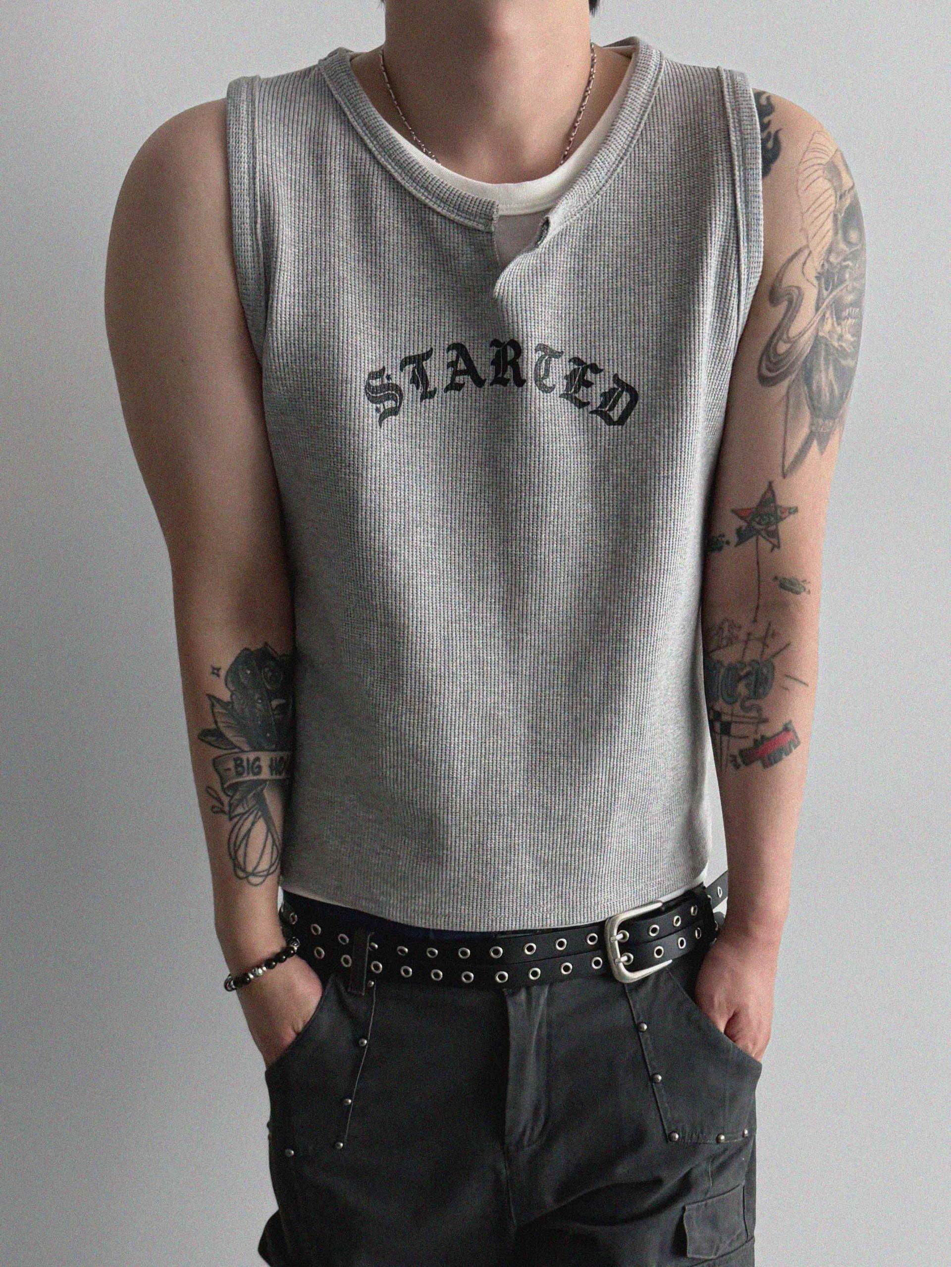 Lettering layer waffle crop sleeveless