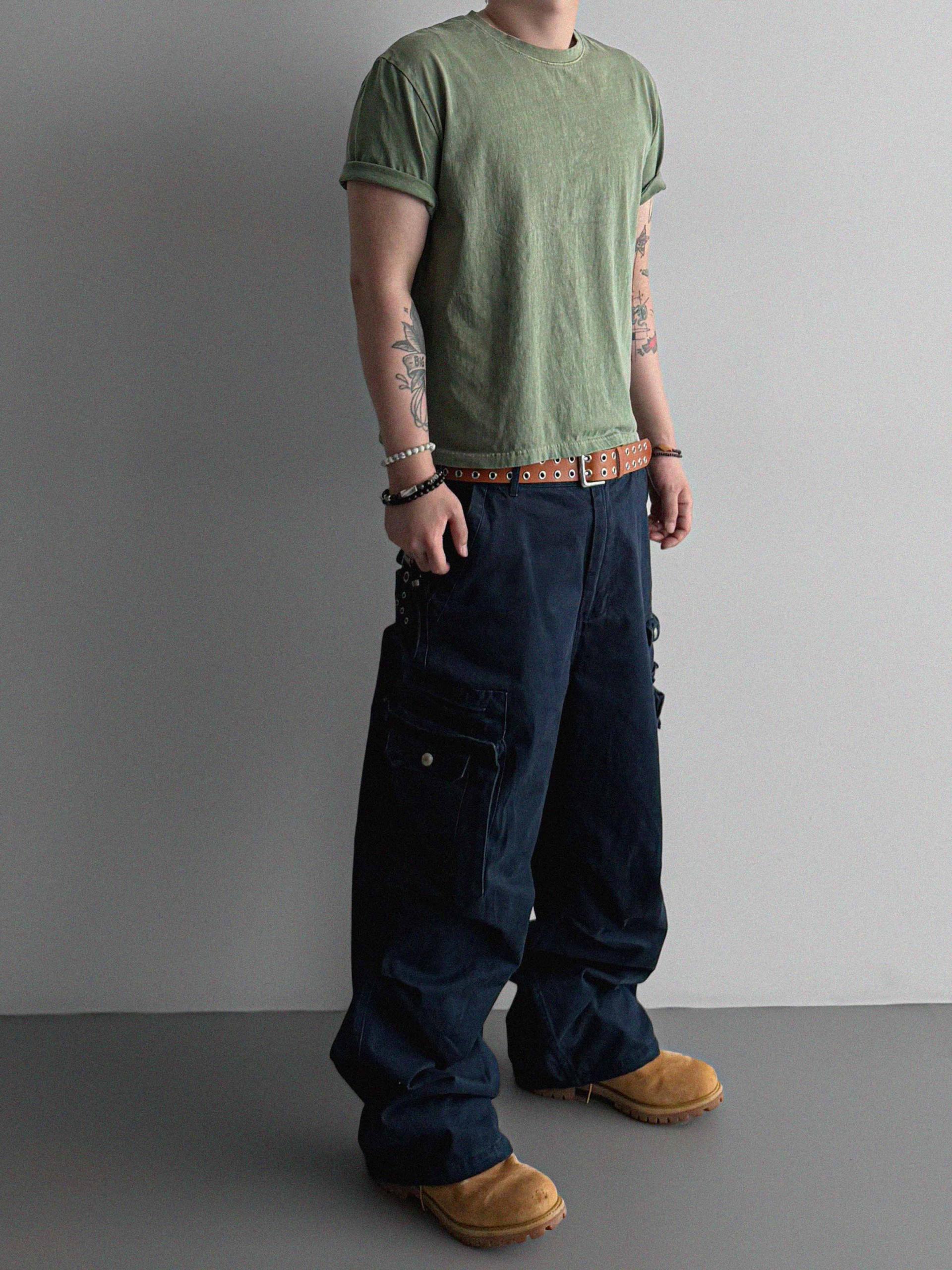 Fade pigment crop half t