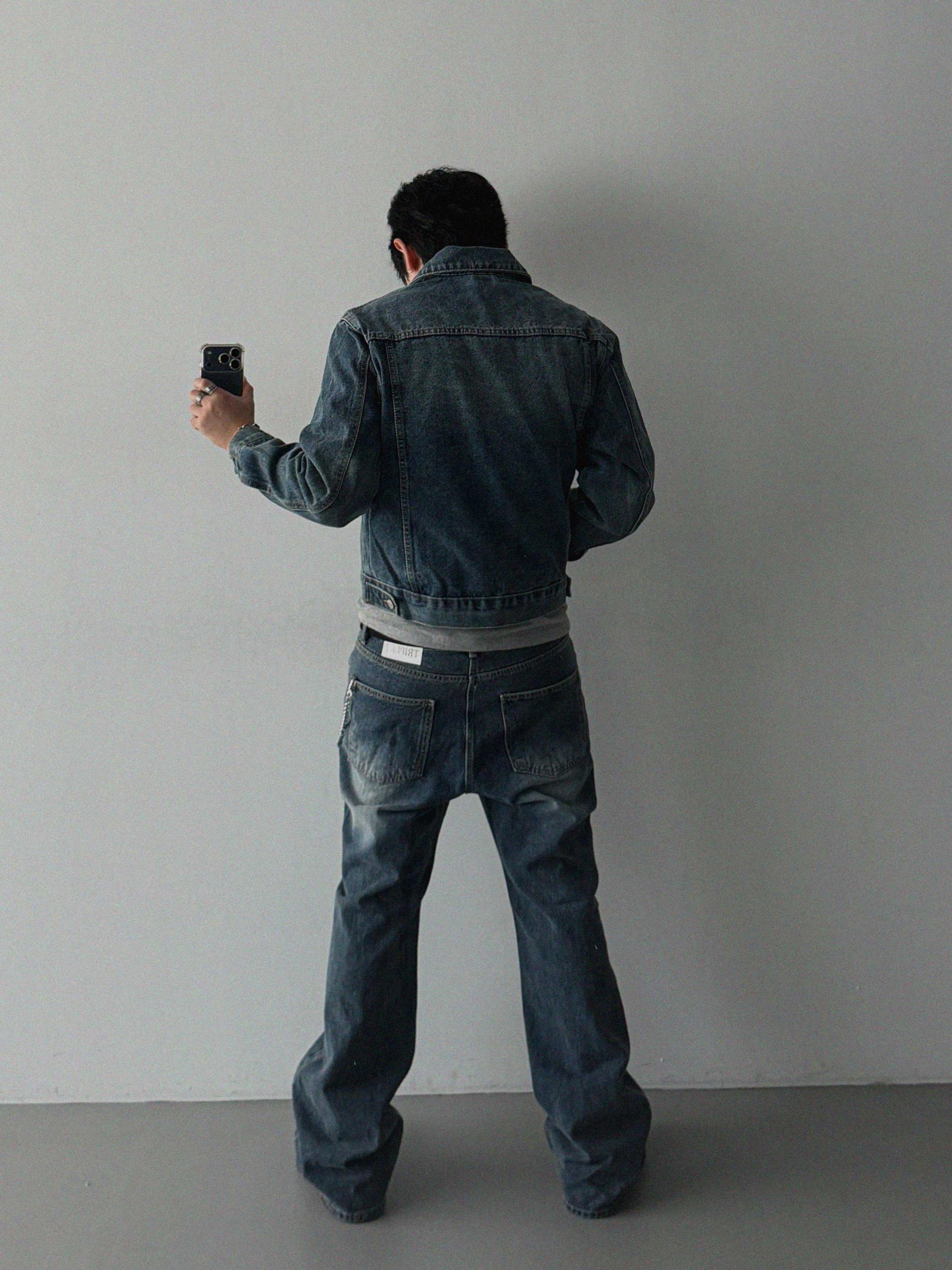 Minimal basic crop denim jacket
