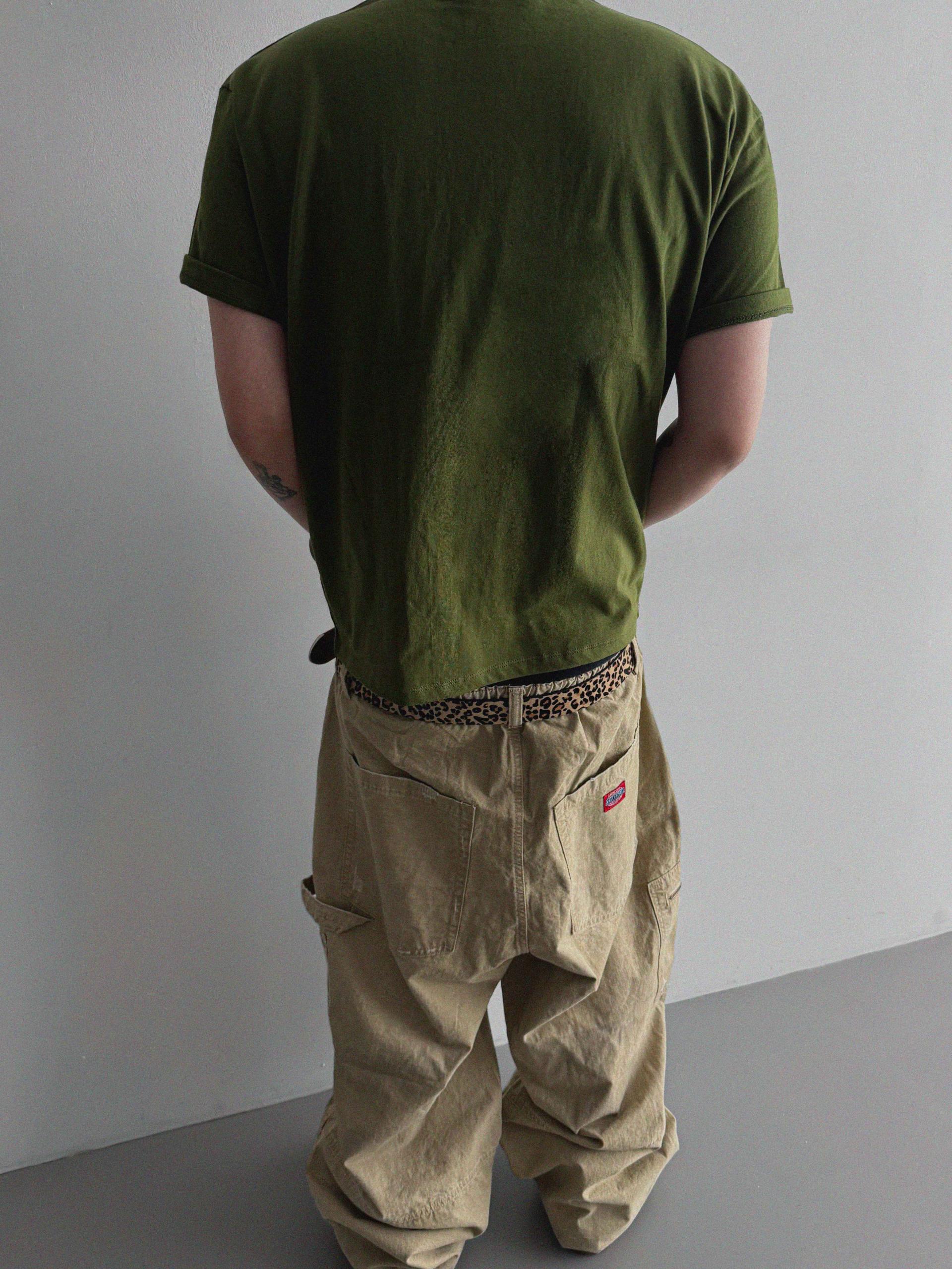 Broken crop half t