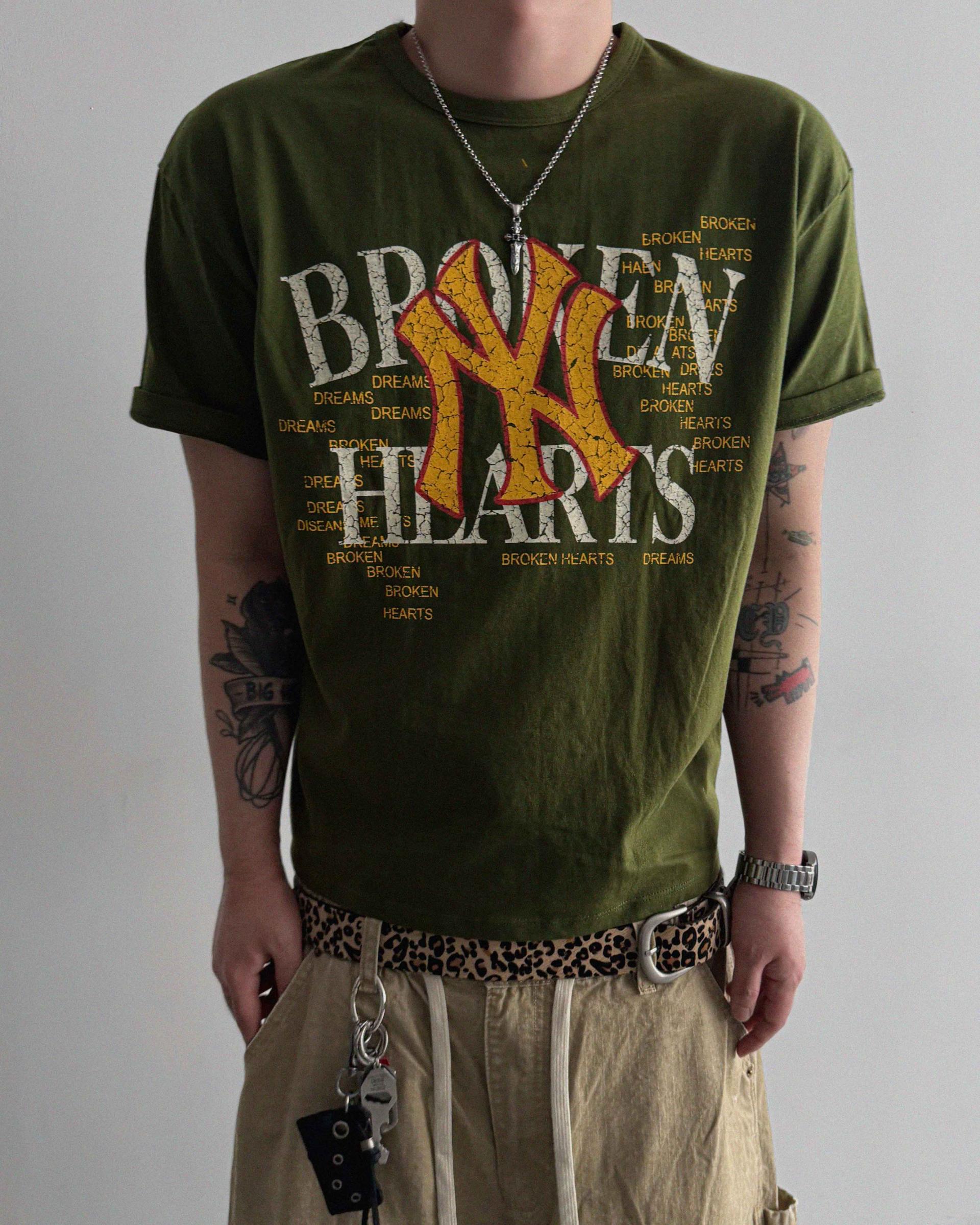 Broken crop half t
