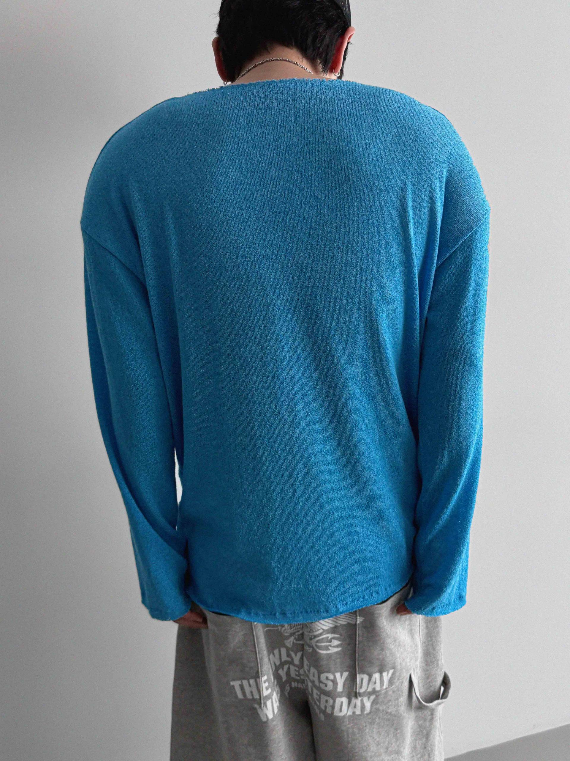 Linen v neck cut out knit