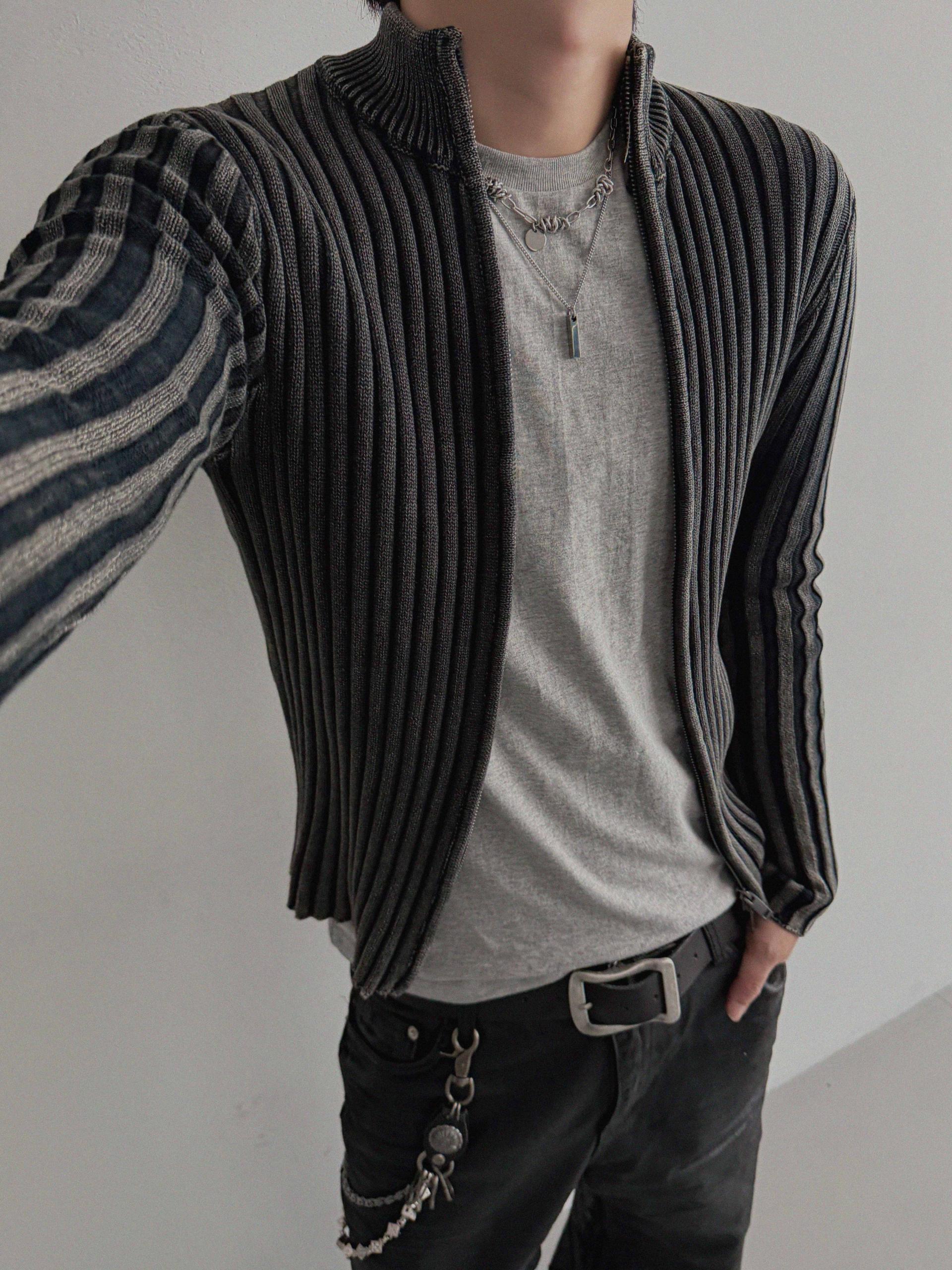Pigment ribbed muscle knit zip-up
