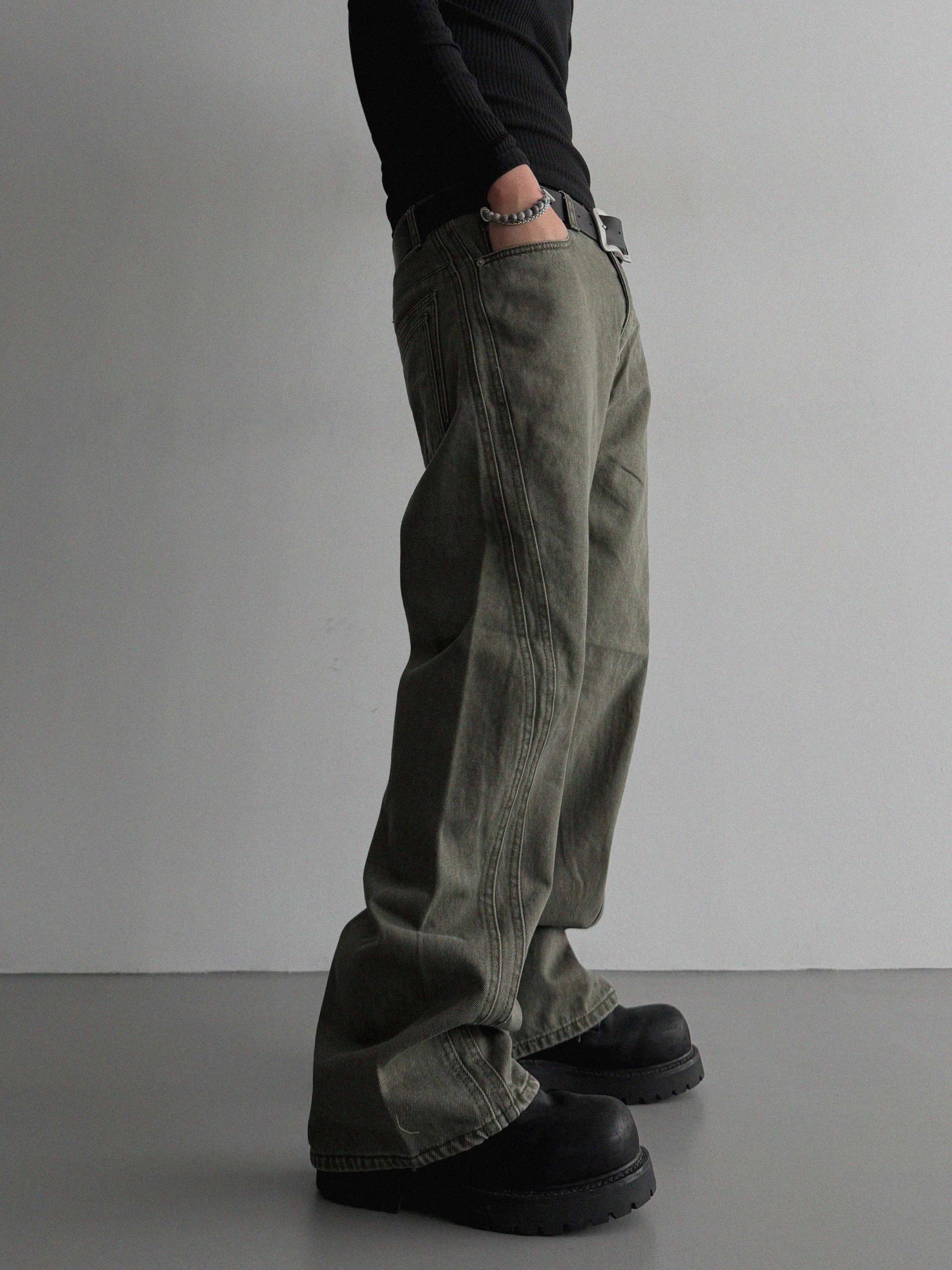 FW Double pocket curved flare pants