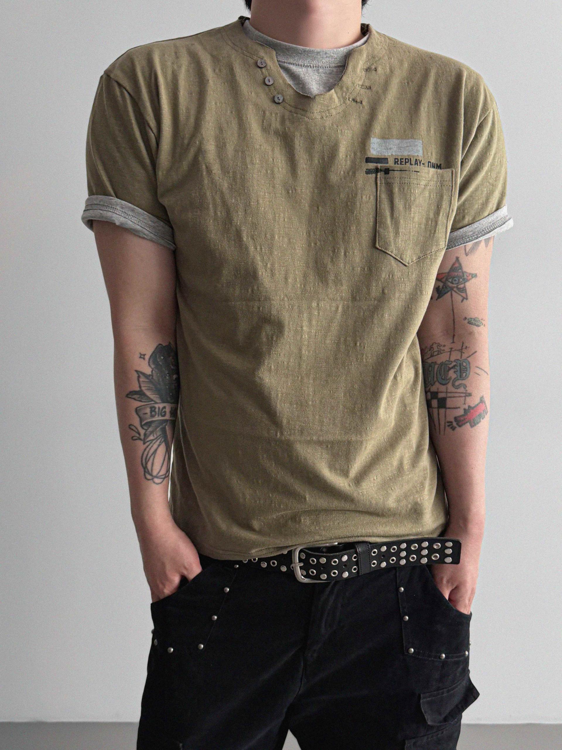 Smith cutoff v-neck half t