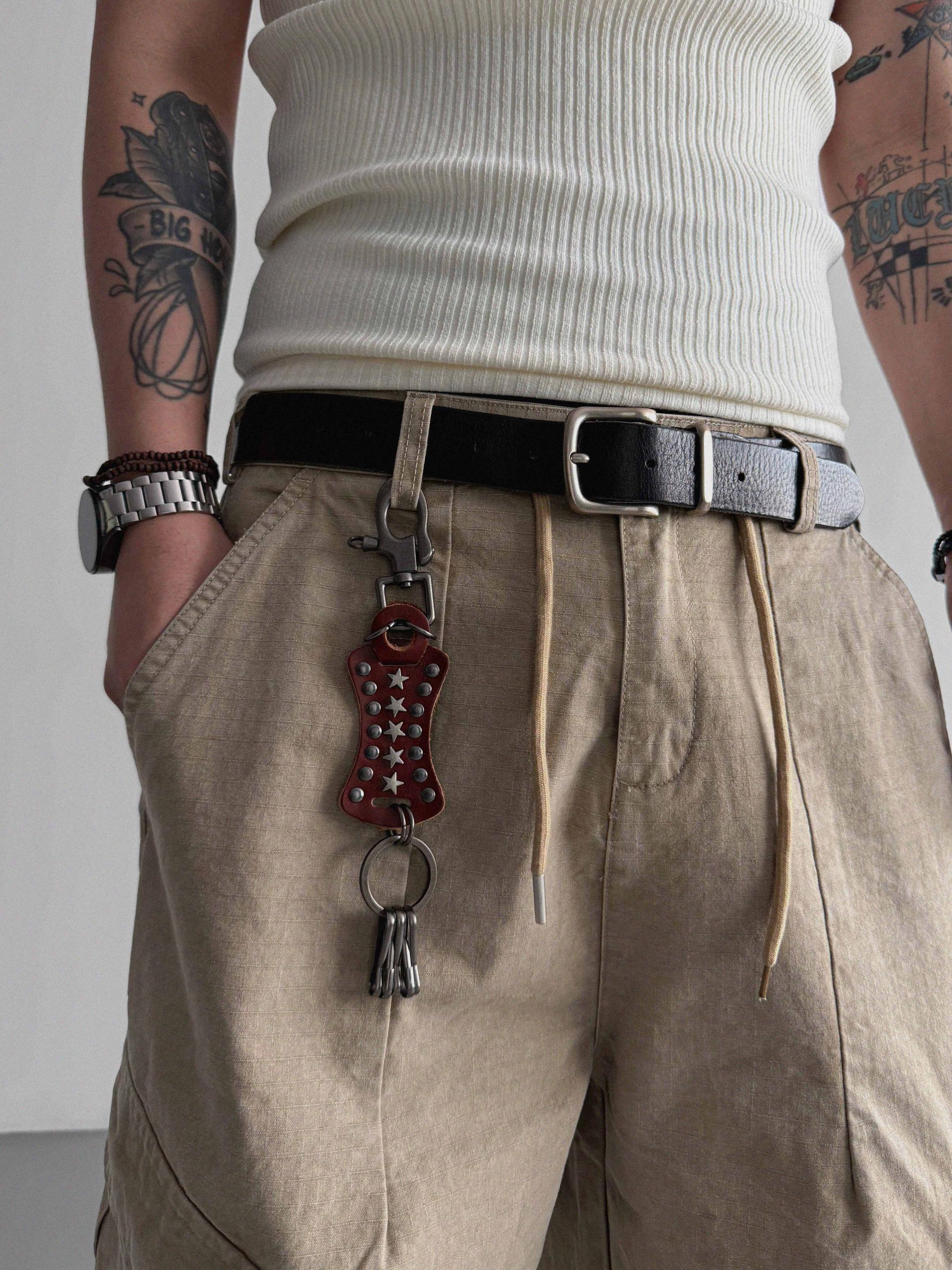 Antique star stud leather keyring