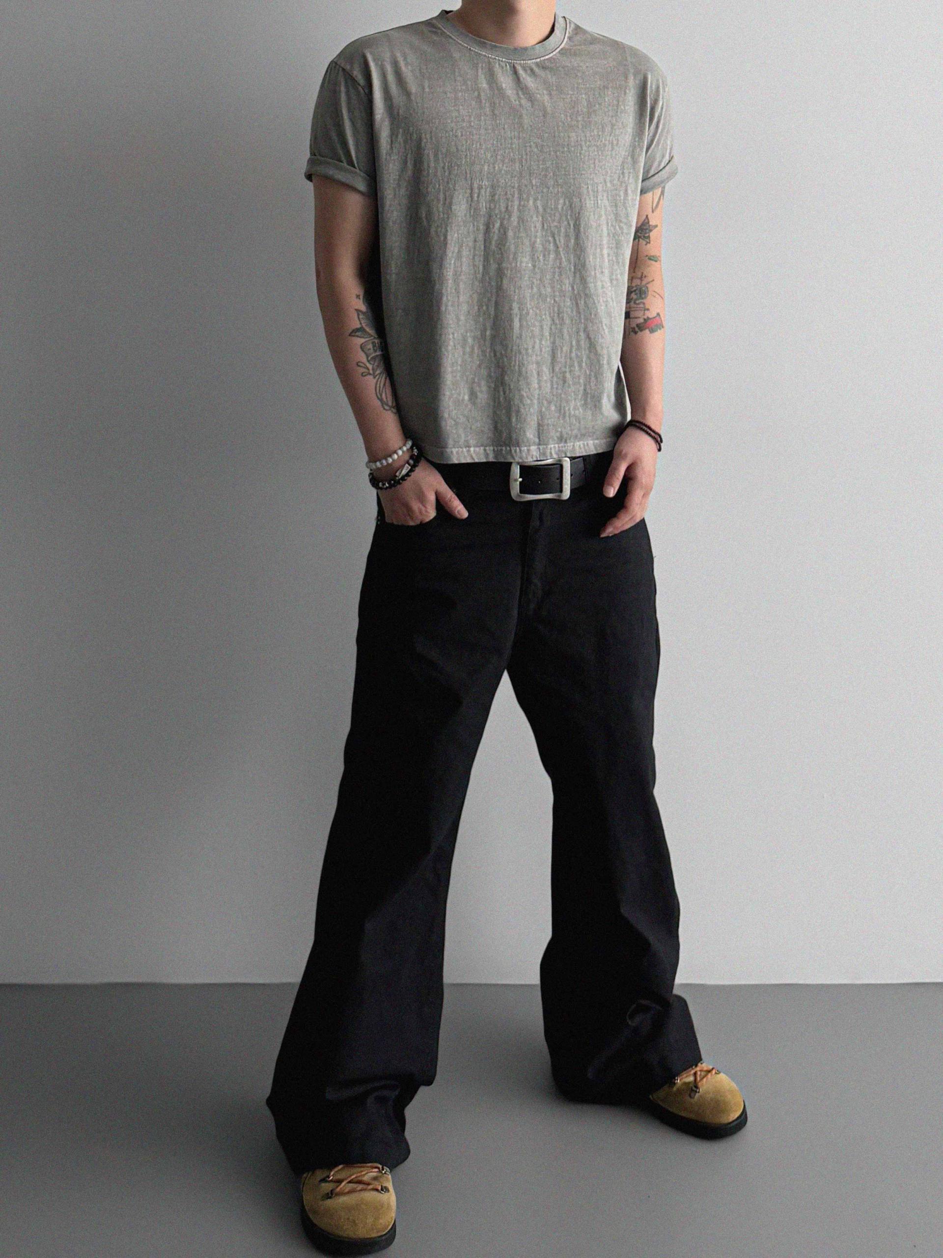 Fade pigment crop half t