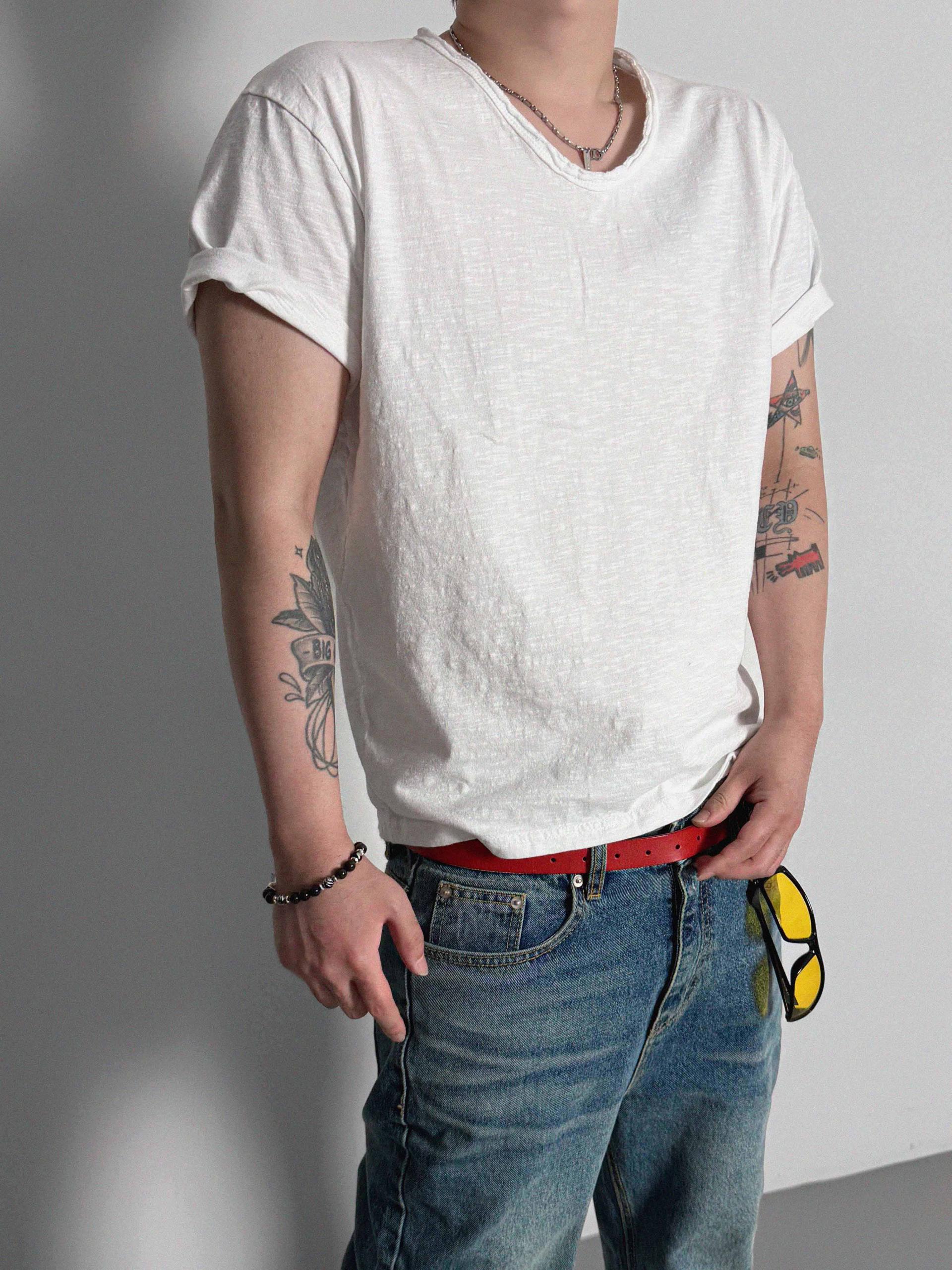 Slab cut u-neck half t