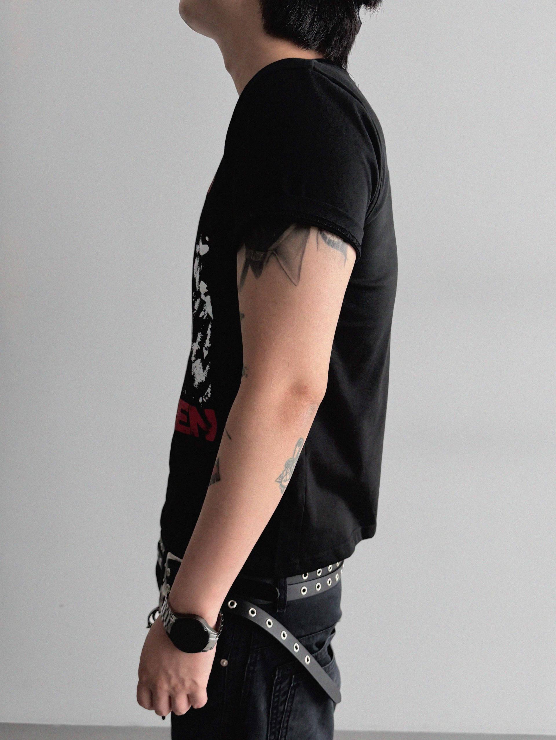 Hands to heaven cool air crop half t