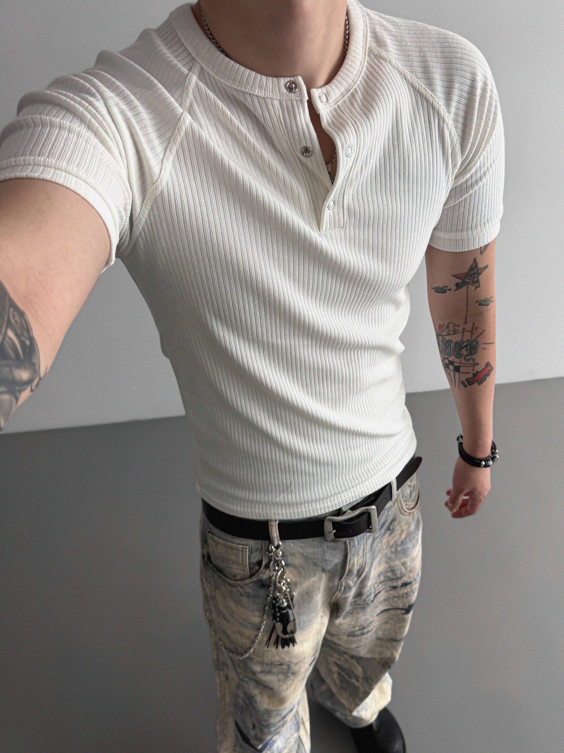 Fold ribbed henley neck muscle half t