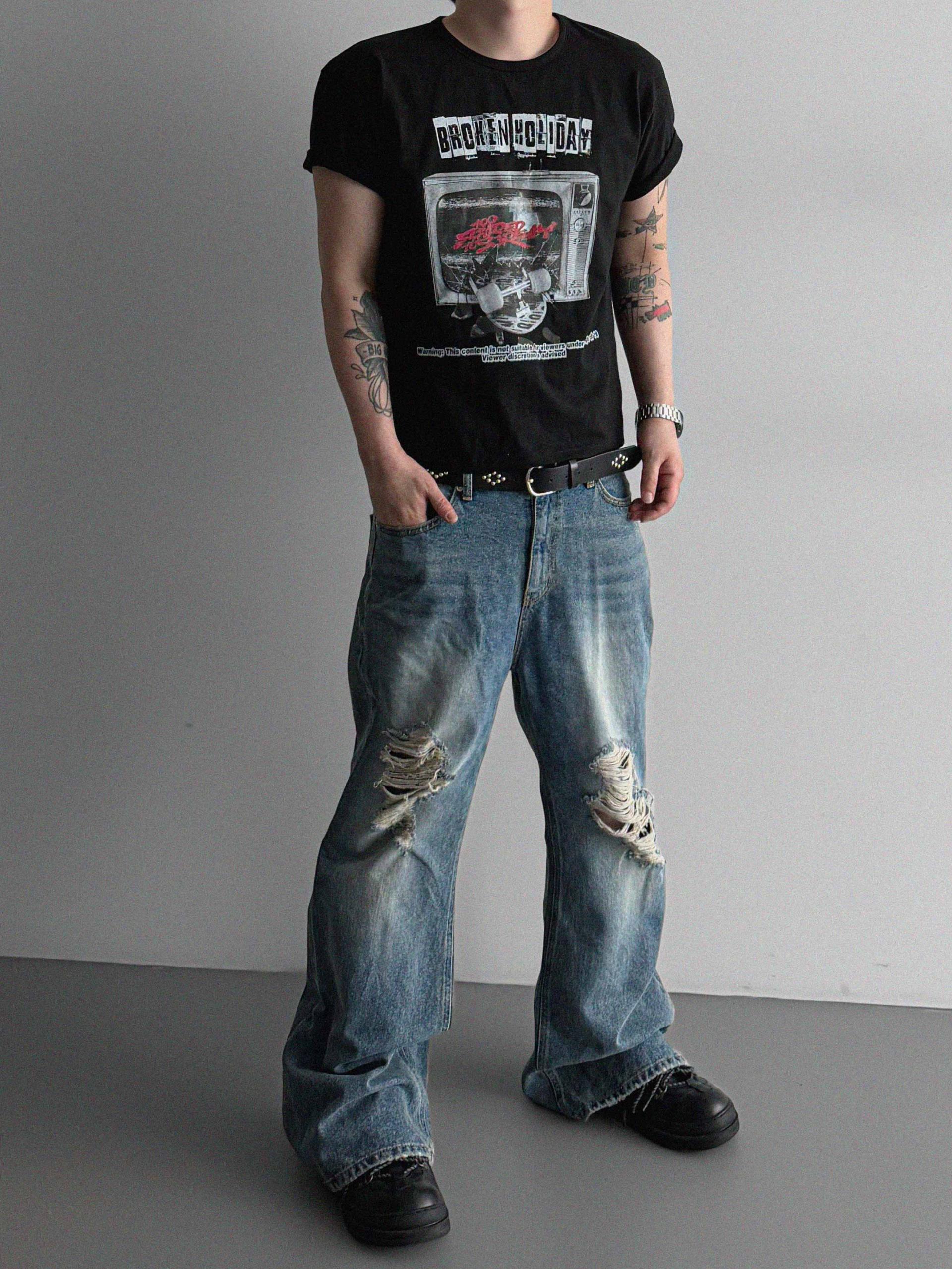 Broken crop half t