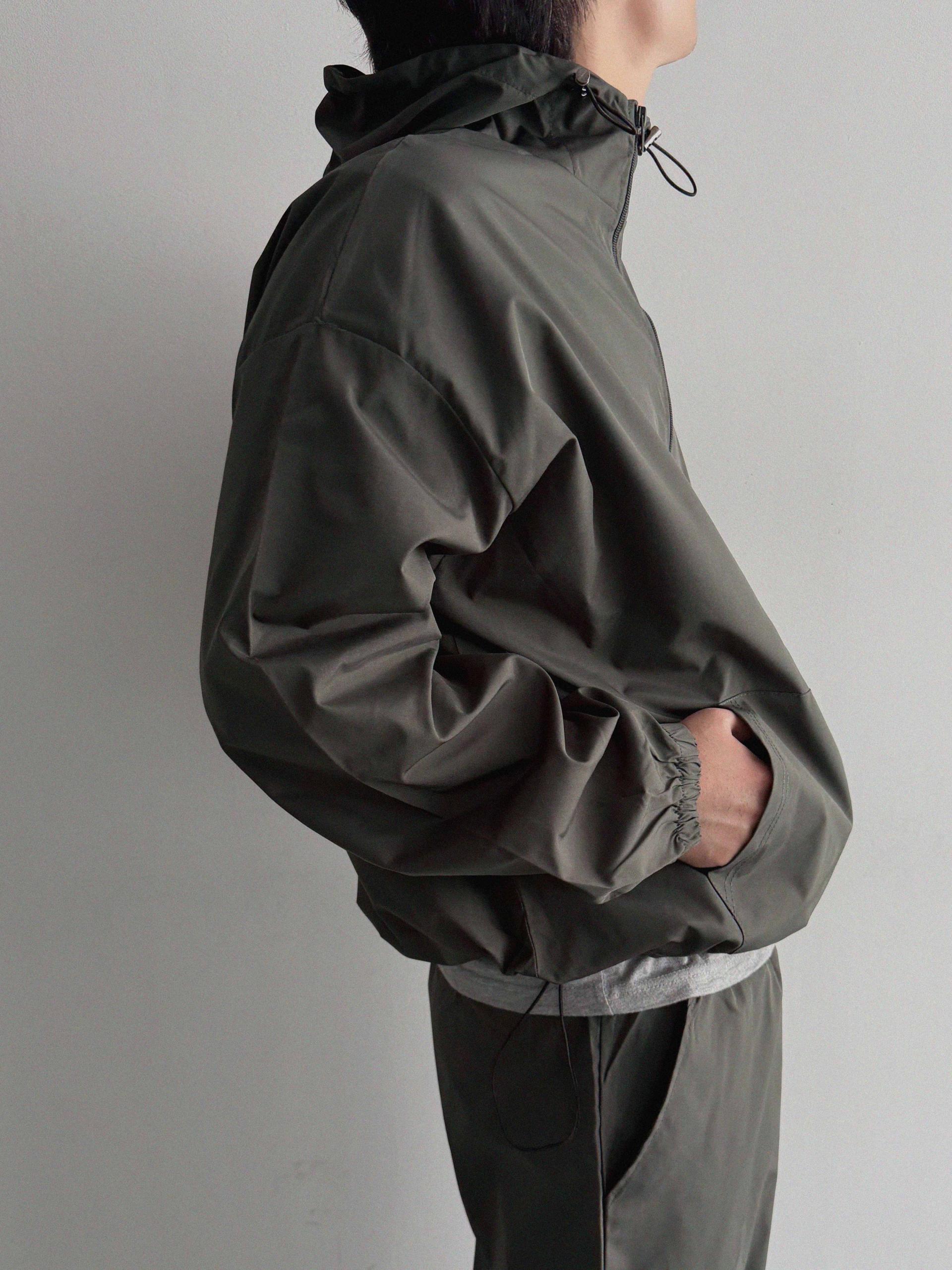 Space set-up [Wind breaker & Cargo pants]