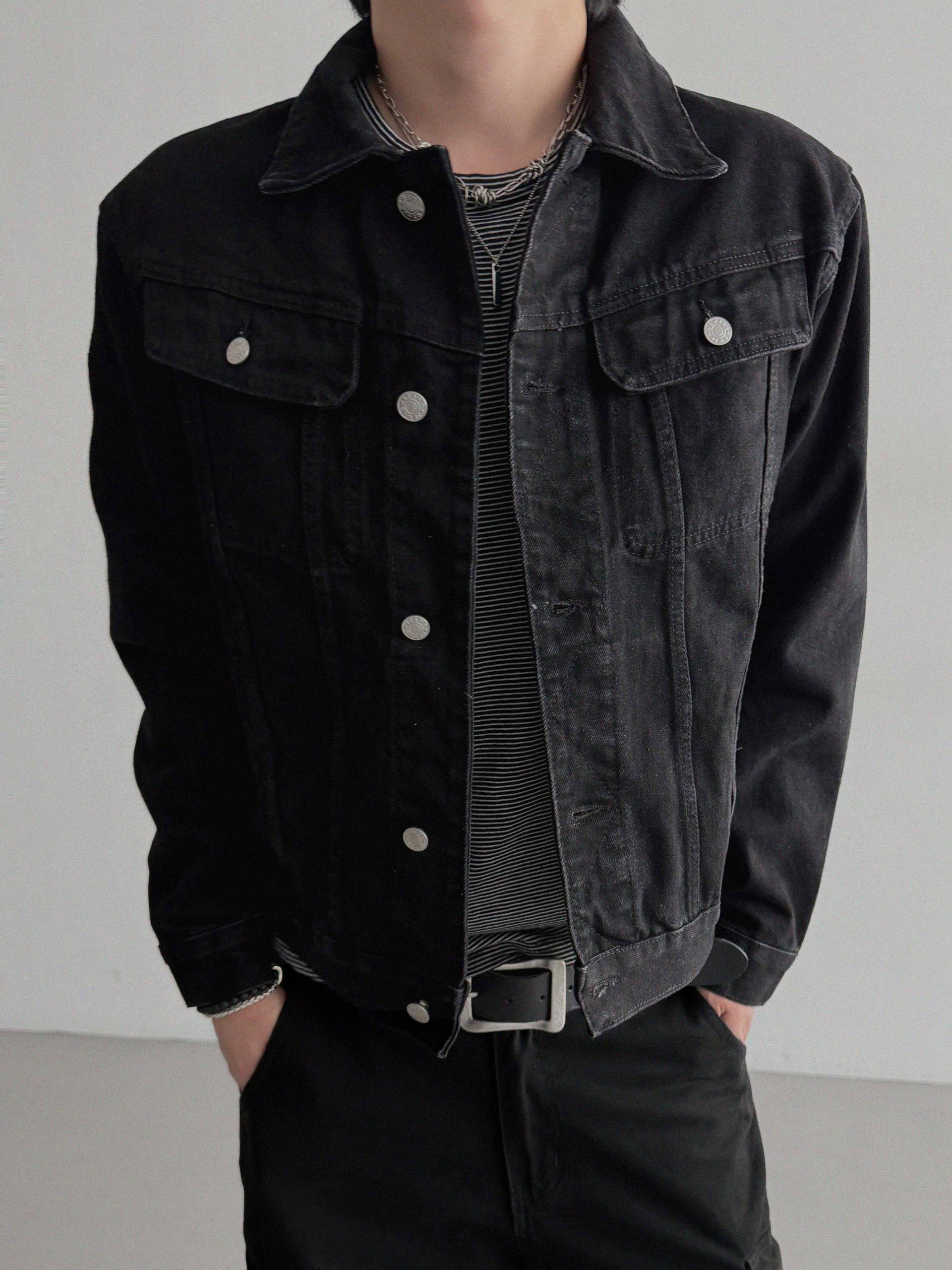 Minimal basic crop denim jacket