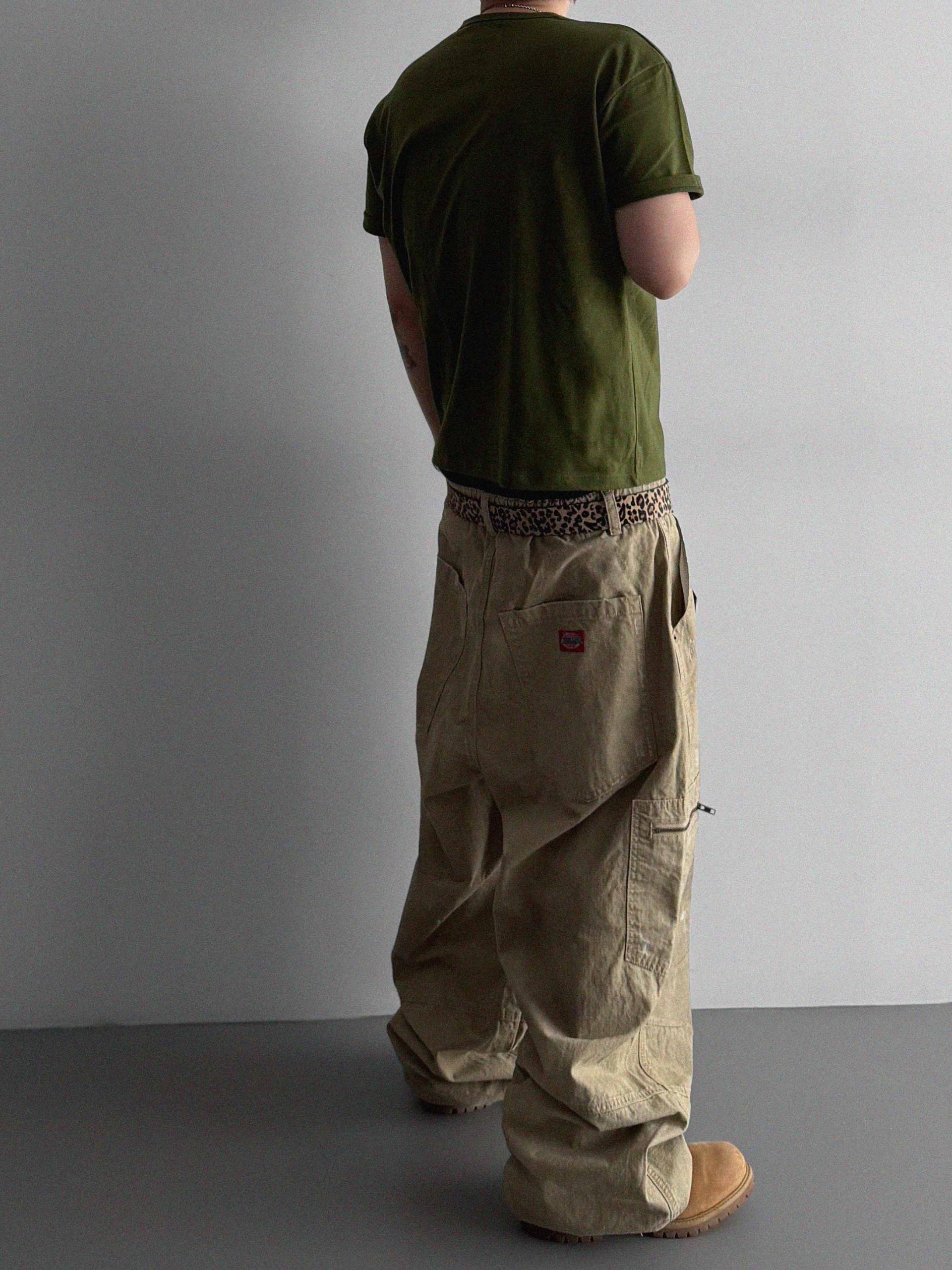 Broken crop half t