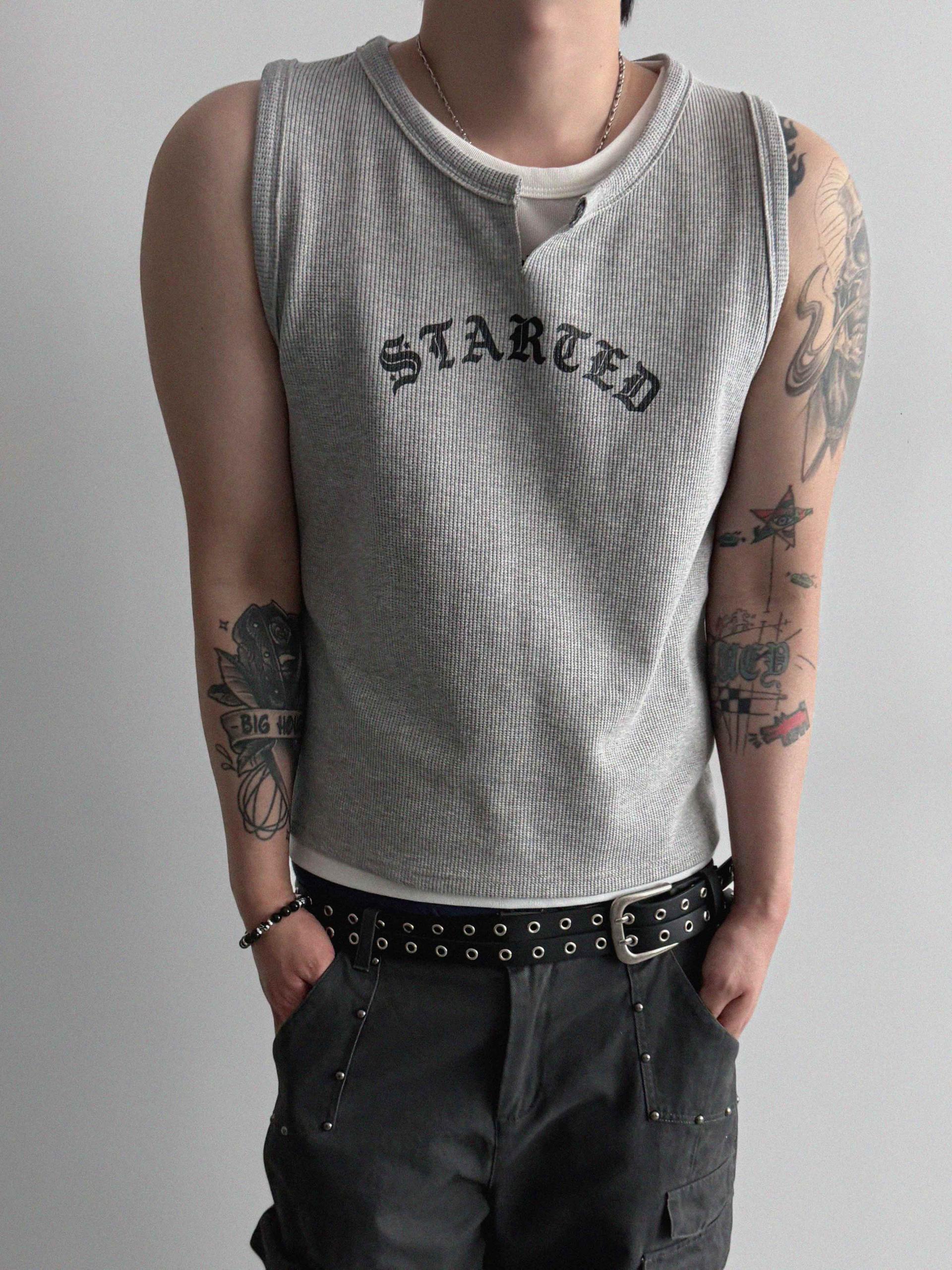 Lettering layer waffle crop sleeveless