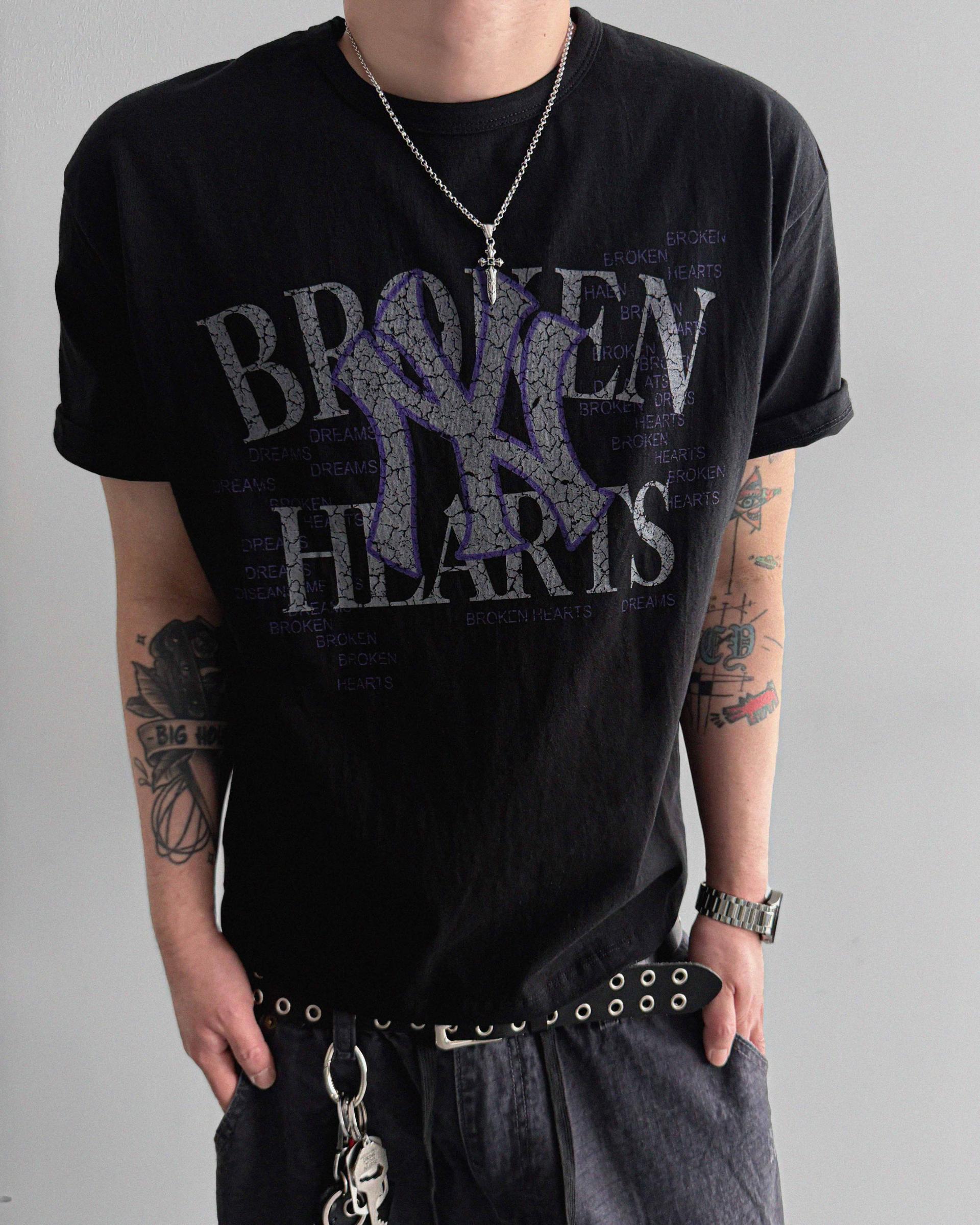Broken crop half t