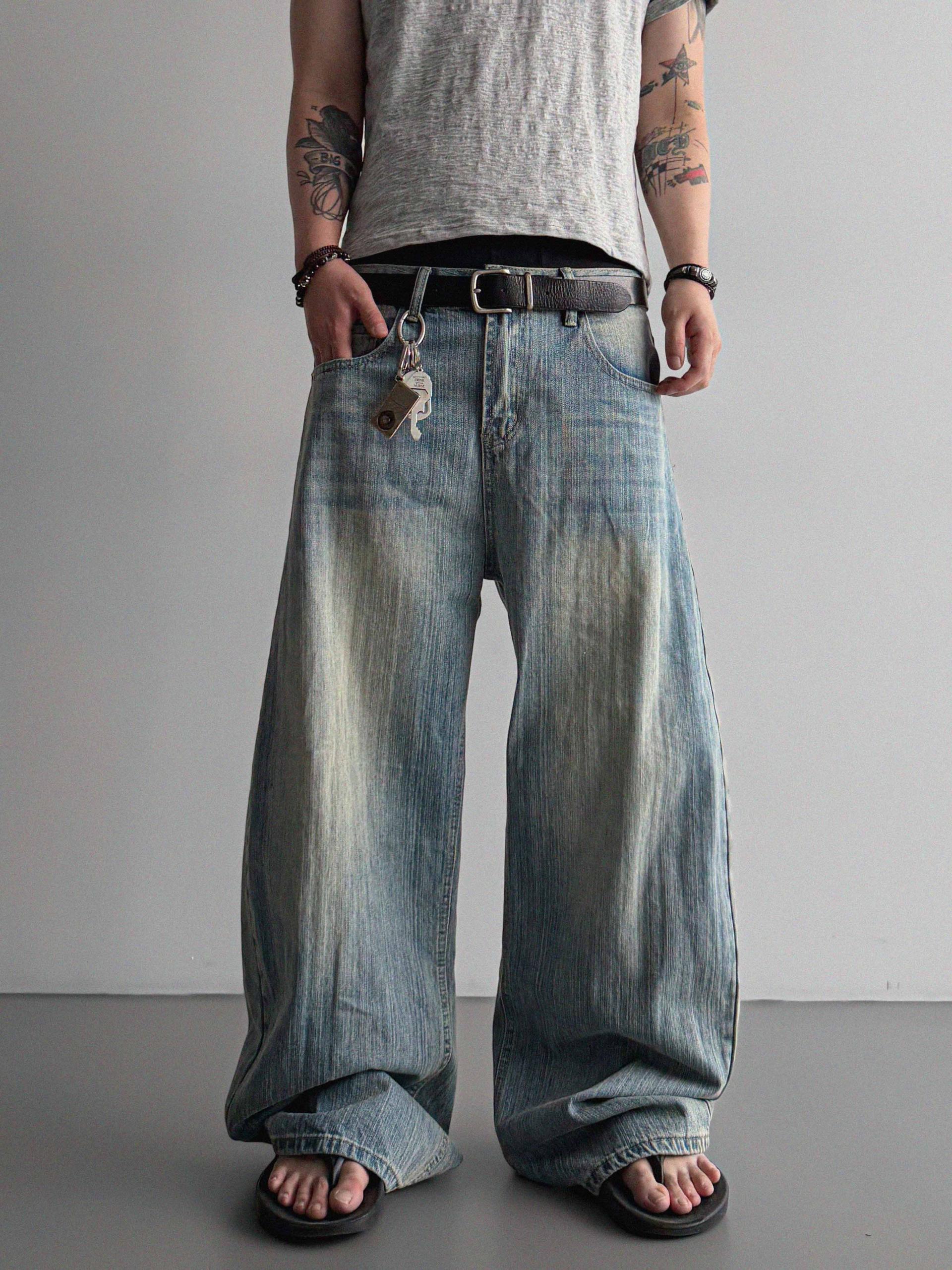 Striped washed curved denim pants