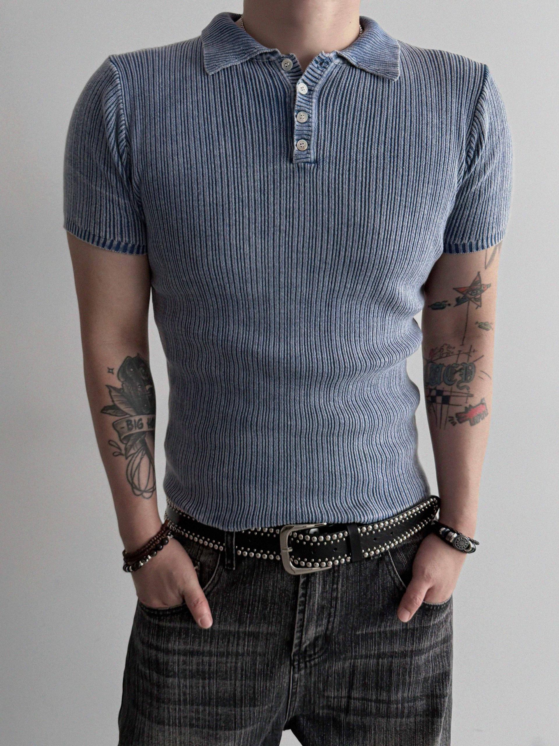 Garments ribbed collar muscle half T