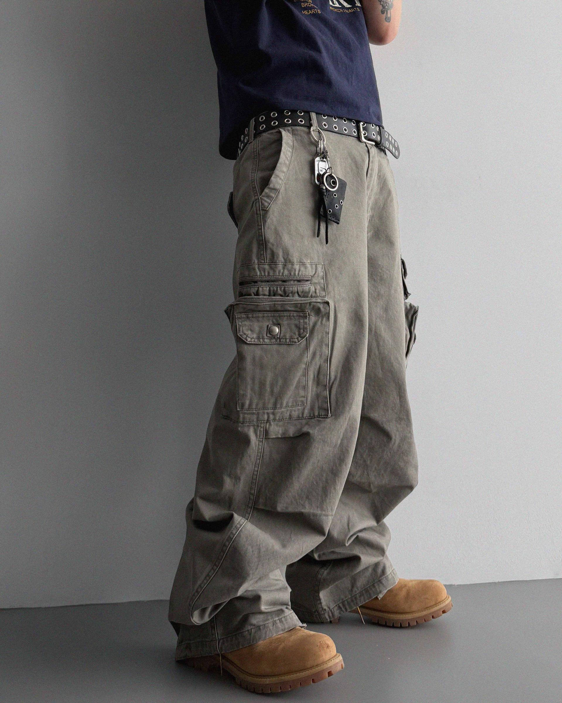 Field burton cargo pants