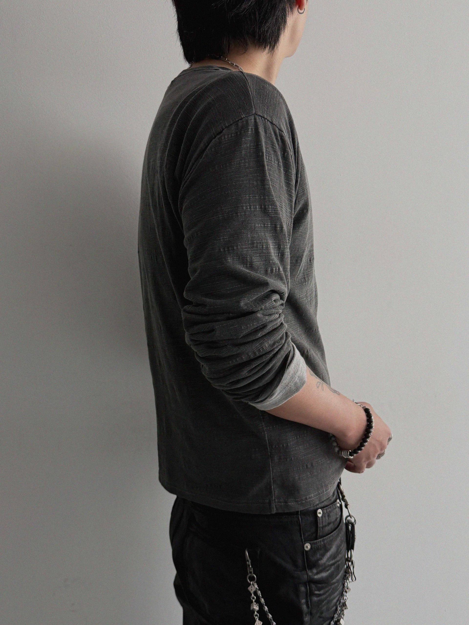 Pigment slub henley neck t