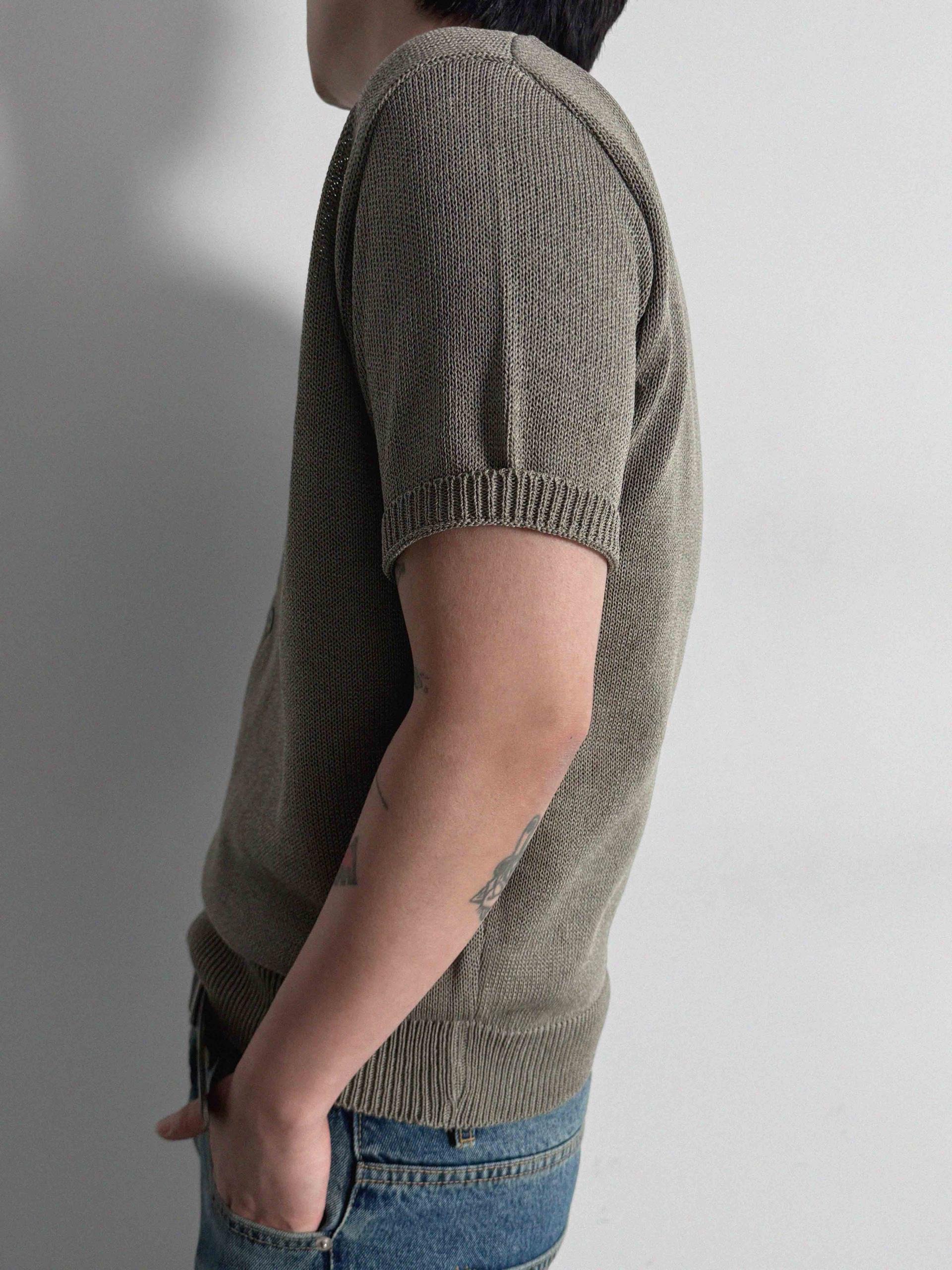 Slit button linen knit