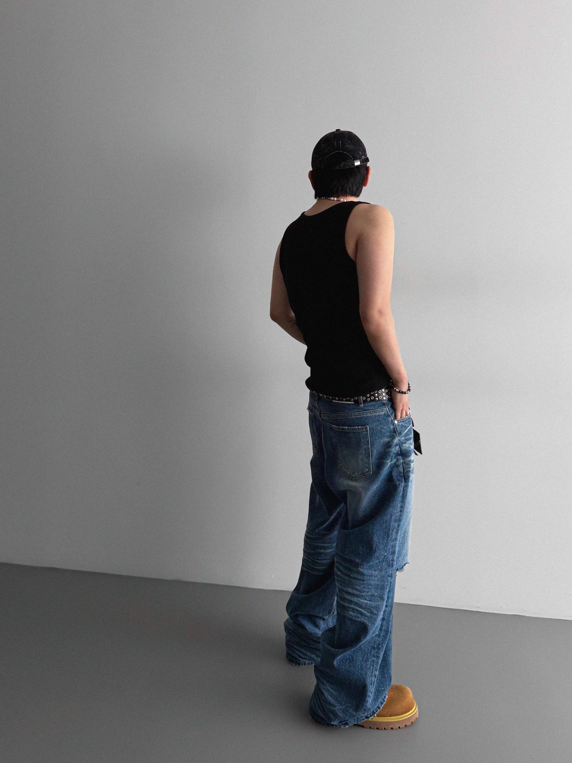 Terminal ribbed sleeveless