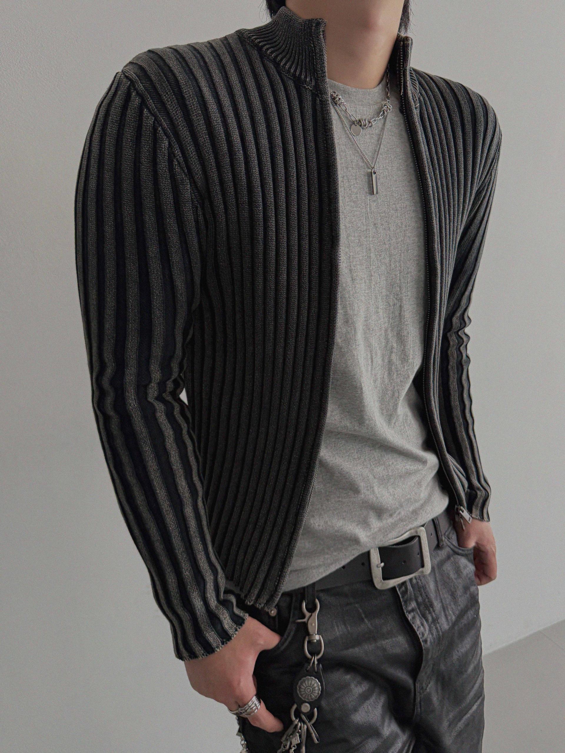 Pigment ribbed muscle knit zip-up