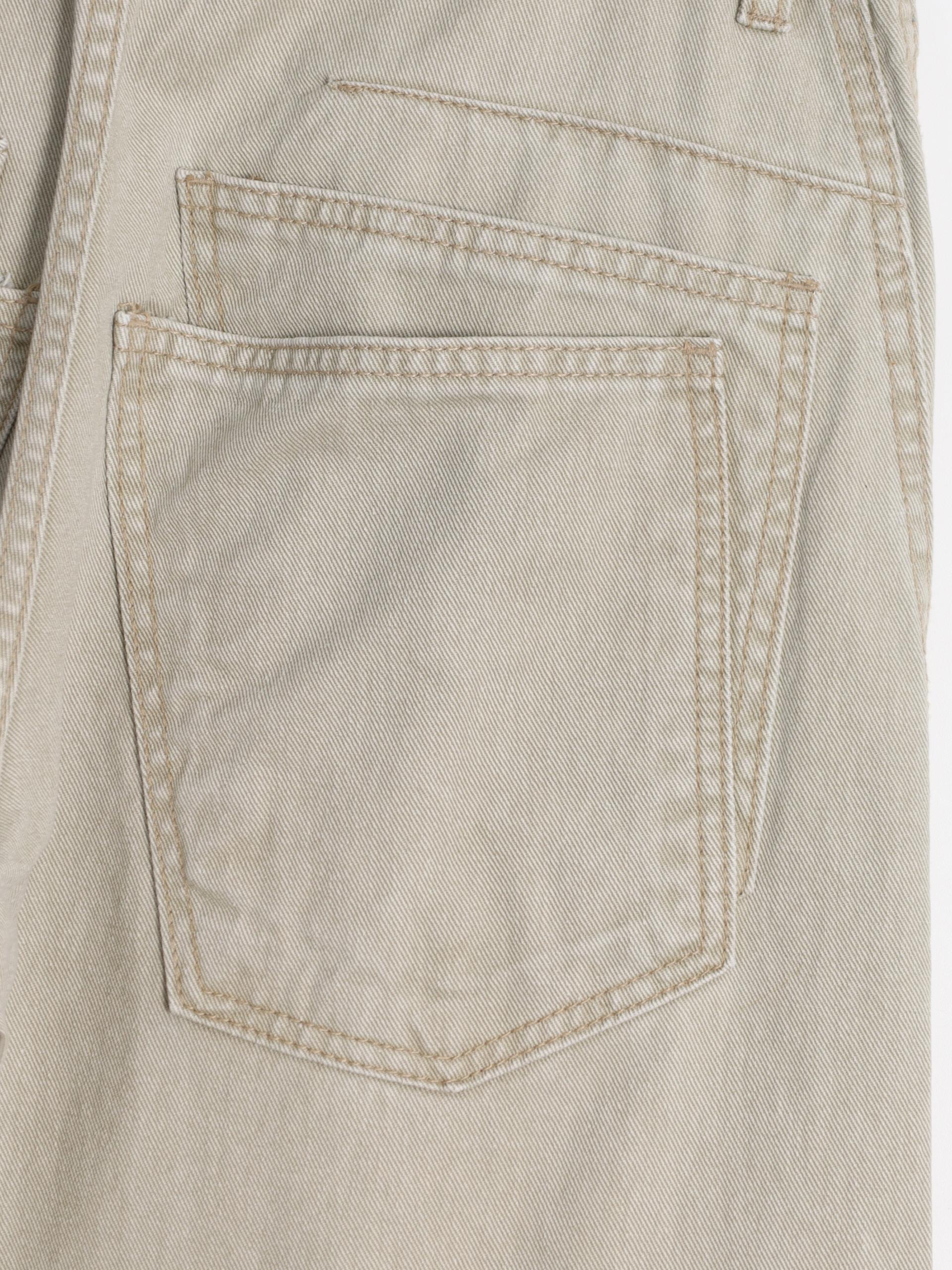 Double pocket curved flare pants
