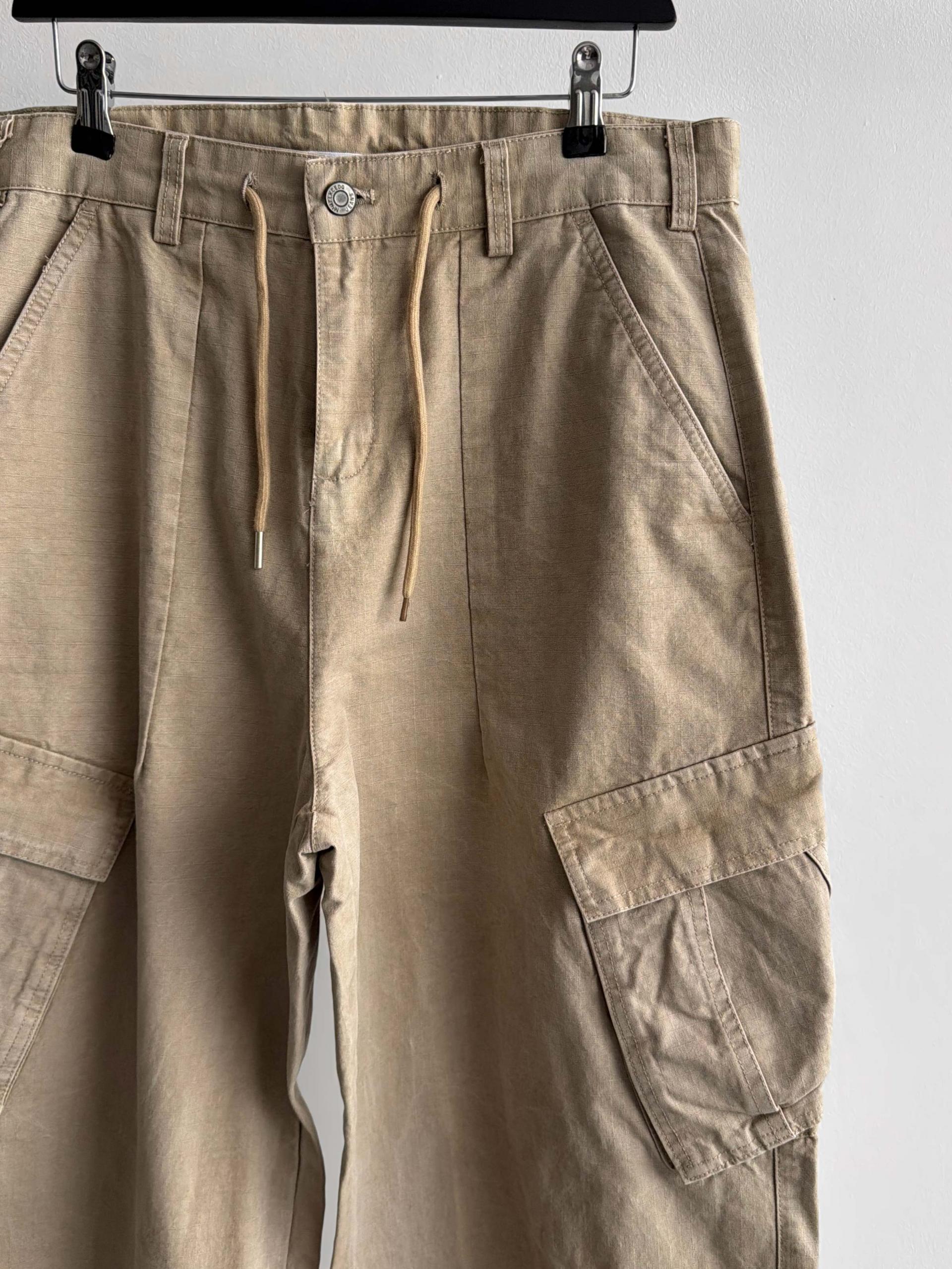 Dyed ripstop cargo curved pants
