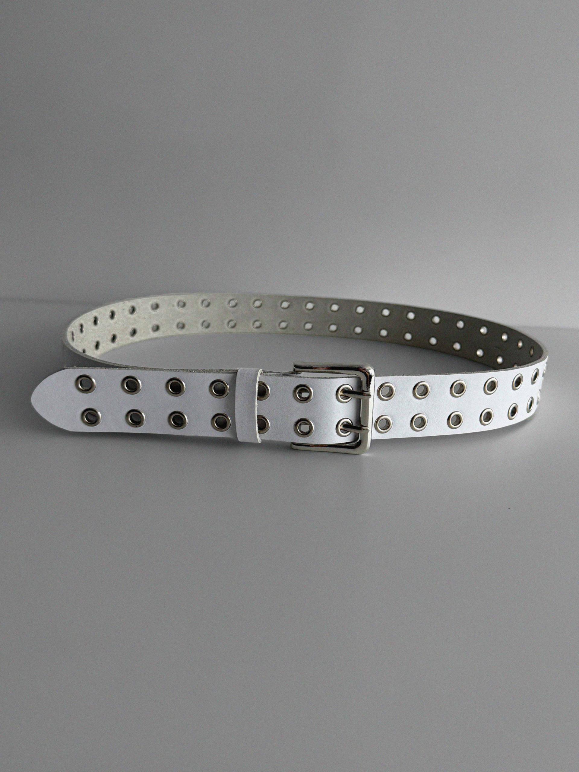 Double eyelet 40 belt (5c)