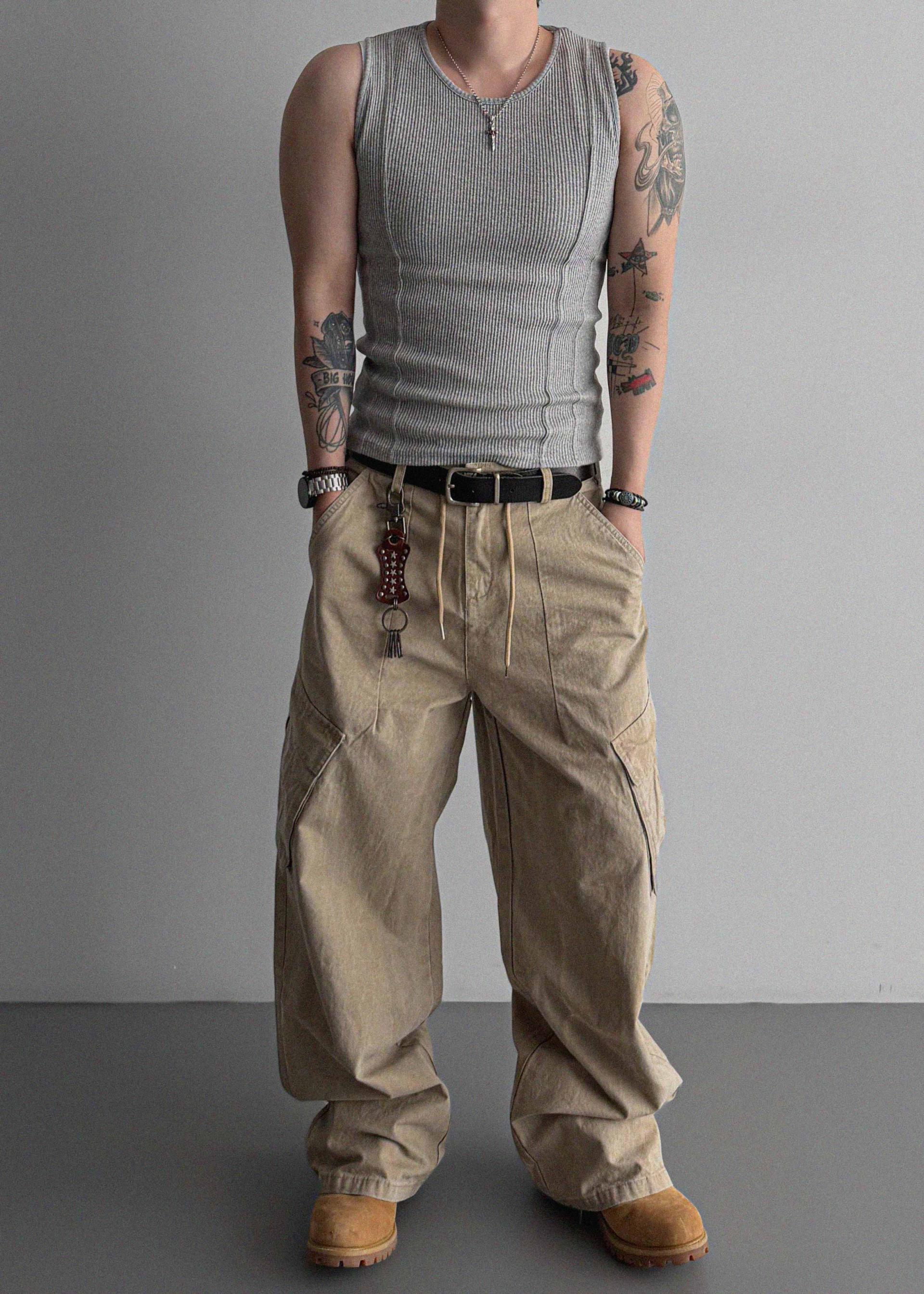 Incision ribbed slim sleeveless