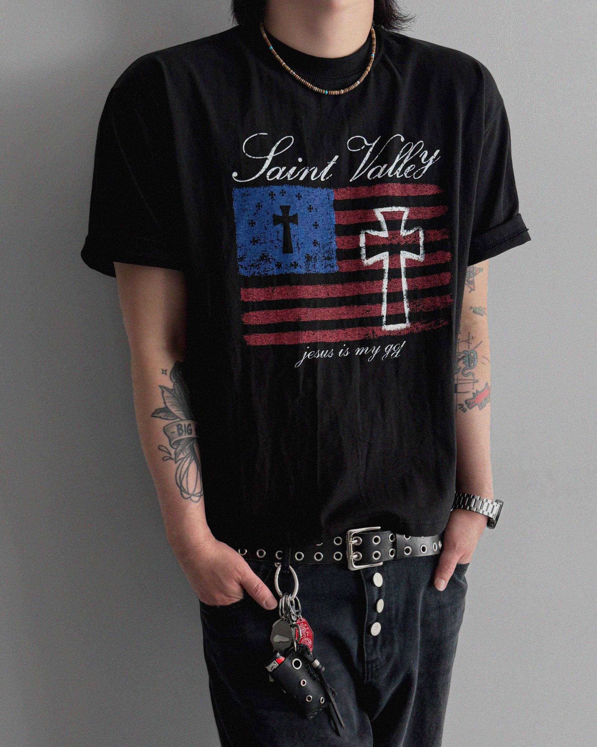 Cross and Stripes crop half t